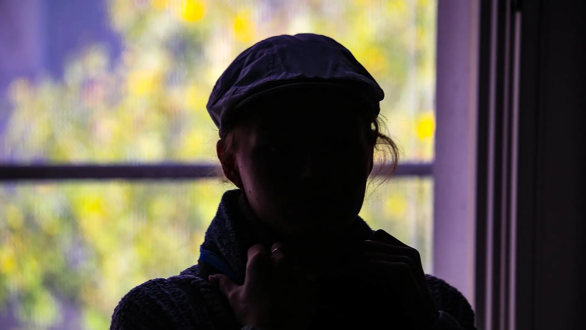Frauensilhouette als Symbolbild für alle Themen Frauensilhouette als Symbolbild für alle Themen *** Woman silhouette as symbol image for all themes Woman silhouette as symbol image for all themes 