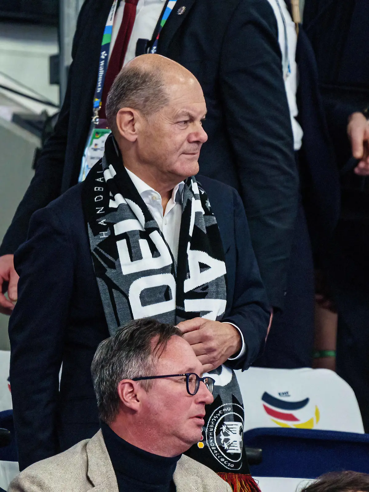 Bundeskanzler Olaf Scholz SPD GER, Nordmazedonien vs. Deutschland, Handball, Maenner, EHF Euro 2024, Gruppe A, Spieltag 2, 14.01.2024 GER, Nordmazedonien vs. Deutschland, Handball, Maenner, EHF Euro 2024, Gruppe A, Spieltag 2, 14.01.2024 Berlin *** Chancellor Olaf Scholz SPD GER, North Macedonia vs Germany, Handball, Men, EHF Euro 2024, Group A, Matchday 2, 14 01 2024 GER, North Macedonia vs Germany, Handball, Men, EHF Euro 2024, Group A, Matchday 2, 14 01 2024 Berlin Copyright: xEibner-Pressefoto/MarcelxvonxFehrnx EP_MFN
