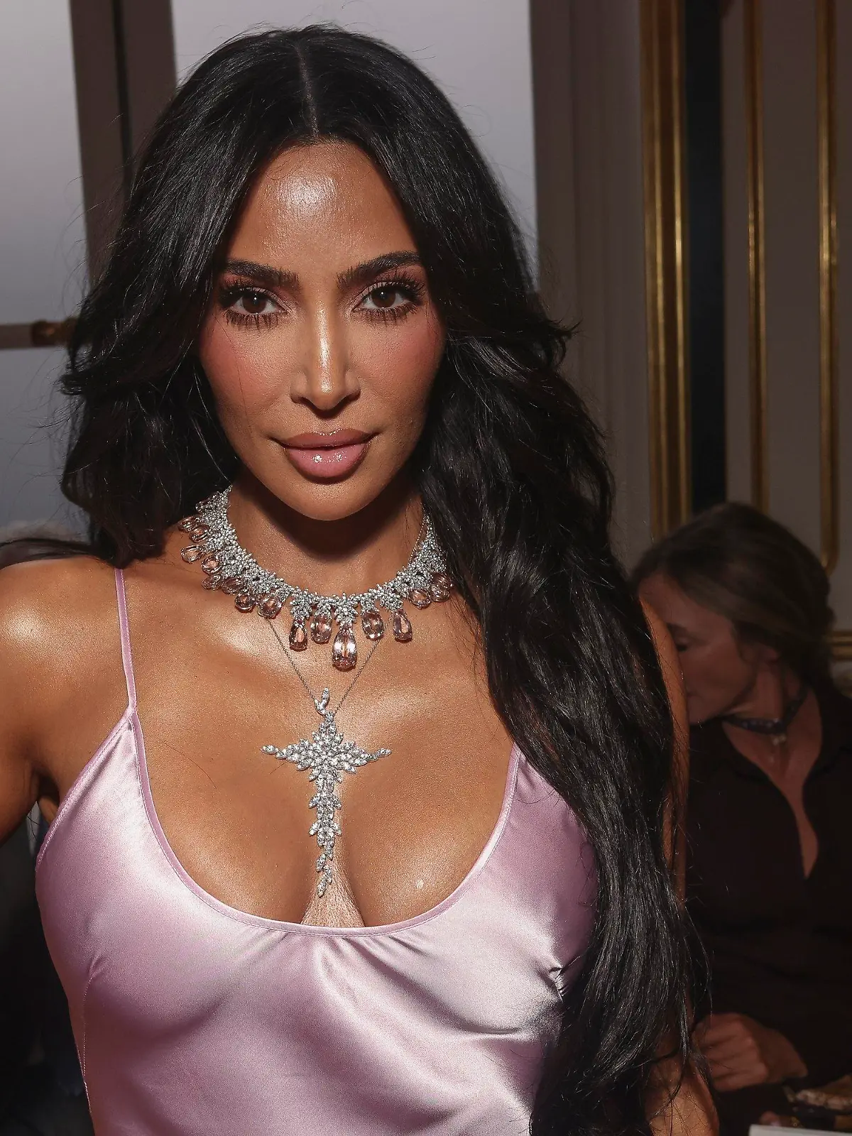ARCHIV - 29.09.2023, Frankreich, Paris: Kim Kardashian, Unternehmerin aus den USA, besucht die Präsentation der Frühjahr/Sommer 2024 Damenmodekollektion von Victoria Beckham. (Zu dpa: «Kim Kardashian kommt im Mai zur Hamburger Digitalmesse OMR») Foto: Vianney Le Caer/Invision via AP/dpa +++ dpa-Bildfunk +++