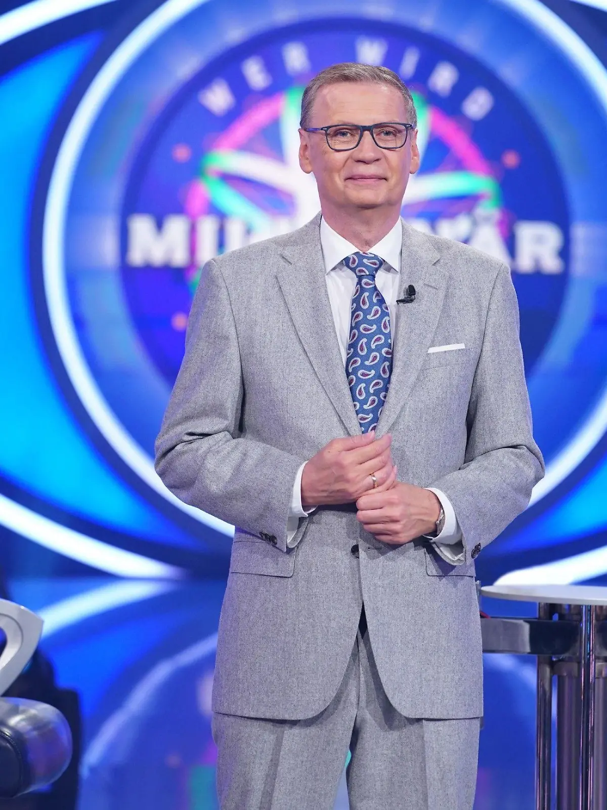 Moderator Günther Jauch

Die Verwendung des sendungsbezogenen Materials ist nur mit dem Hinweis und Verlinkung auf RTL+  gestattet.