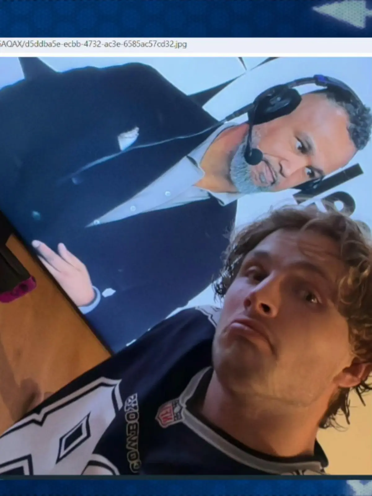Was hat Patrick Esume mit Fiete Arp zu tun? Während der TV-Übertragung des NFL-Playoff-Spiels zwischen den Buffalo Bills und den Pittsburgh Steelers klärt der Coach auf, wie er den Fußball-Profi enttäuschte.