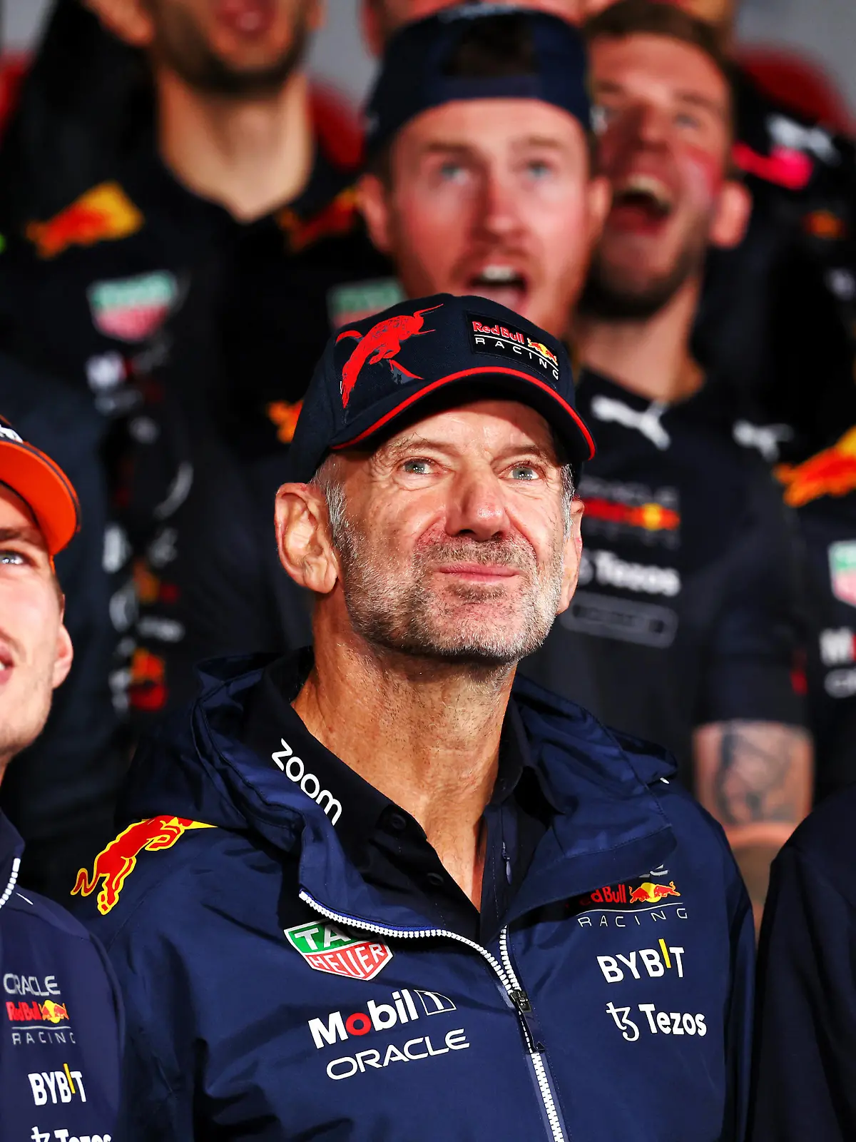 (L to R): Race winner Max Verstappen (NLD) Red Bull Racing celebrates winning the World Championship with Adrian Newey (GBR) Red Bull Racing Chief Technical Officer; Dr Helmut Marko (AUT) Red Bull Motorsport Consultant and the team.
09.10.2022. Formula 1 World Championship, Rd 18, Japanese Grand Prix, Suzuka, Japan, Race Day.
- www.xpbimages.com, EMail: requests@xpbimages.com © Copyright: Batchelor / XPB Images / action press