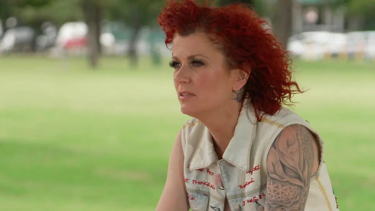 Lucy Diakovska trauert um Pitbull-Hund Alec.