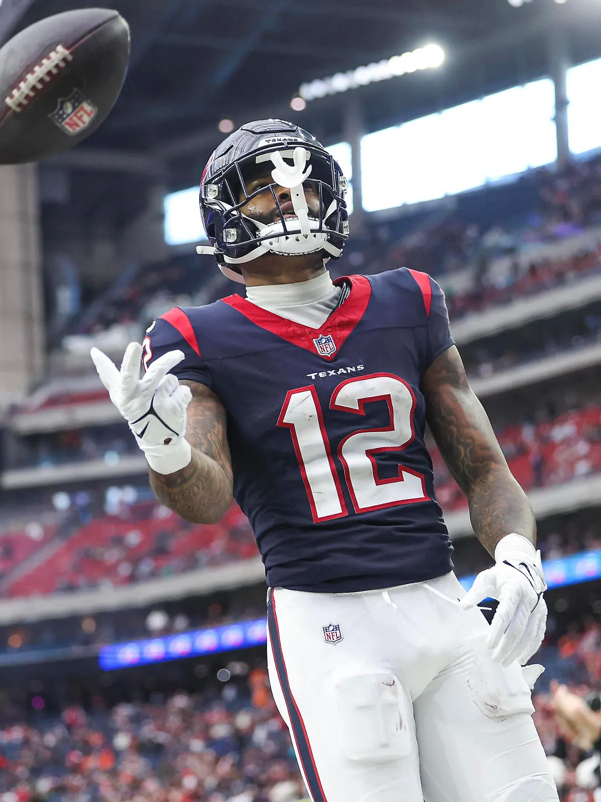 NFL, American Football Herren, USA Cleveland Browns at Houston Texans Dec 24, 2023 Houston, Texas, USA Houston Texans wide receiver Nico Collins 12 reacts after a play during the game against the Cleveland Browns at NRG Stadium. Houston NRG Stadium Texas USA, EDITORIAL USE ONLY PUBLICATIONxINxGERxSUIxAUTxONLY Copyright: xTroyxTaorminax 20231226_tjt_at5_046