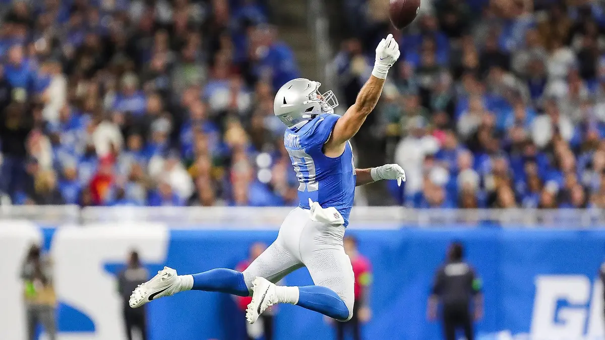 Syndication: Detroit Free Press Detroit Lions tight end Sam LaPorta 87 misses a pass intended for him against the Green Bay Packers during the first half at Ford Field in Detroit on Thursday, Nov. 23, 2023. , EDITORIAL USE ONLY PUBLICATIONxINxGERxSUIxAUTxONLY Copyright: xJunfuxHanx USATSI_21959363