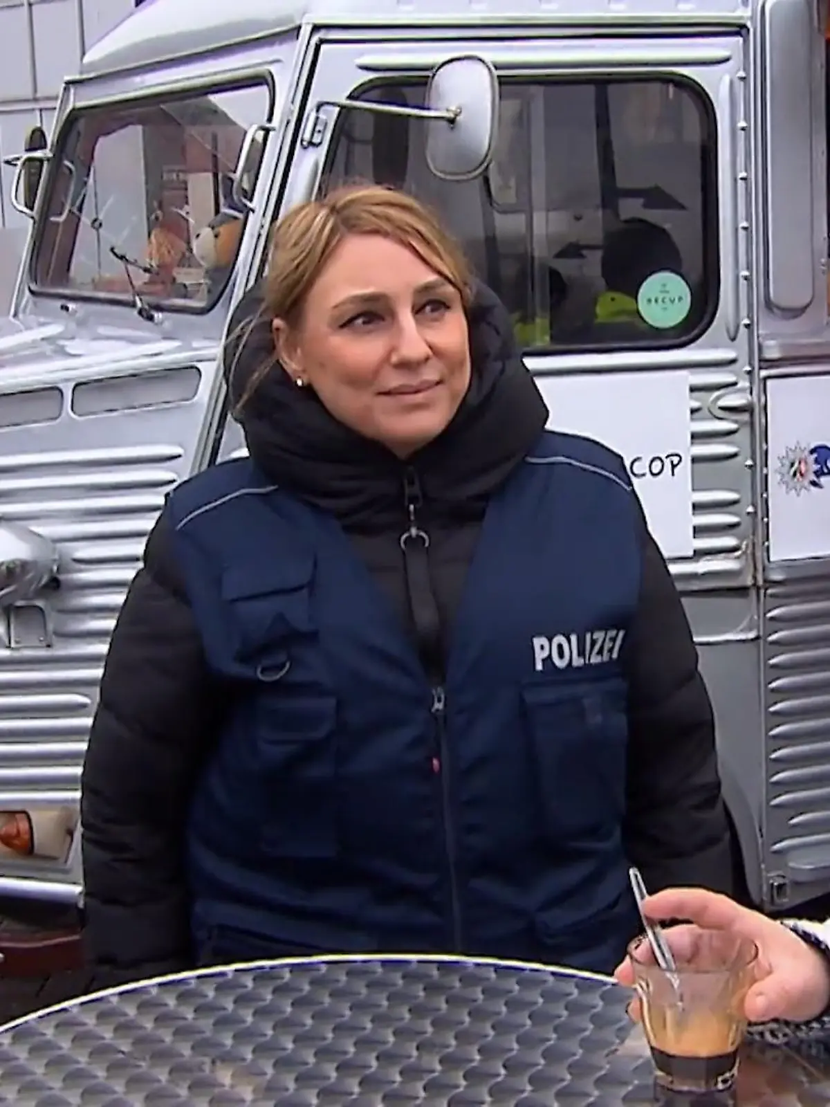 Bild zu: "Auf einen Kaffee mit Polizisten "