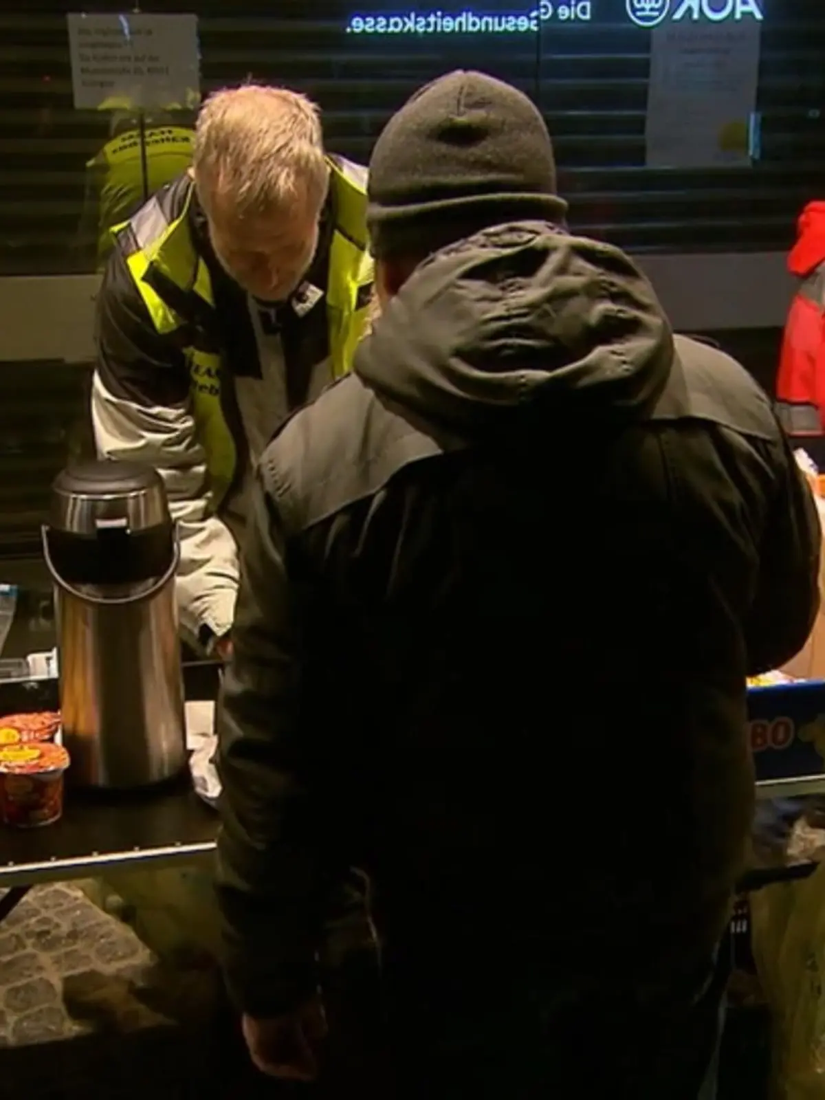 Bild zu: "Kältebus: Wo Bedürftigen geholfen wird"