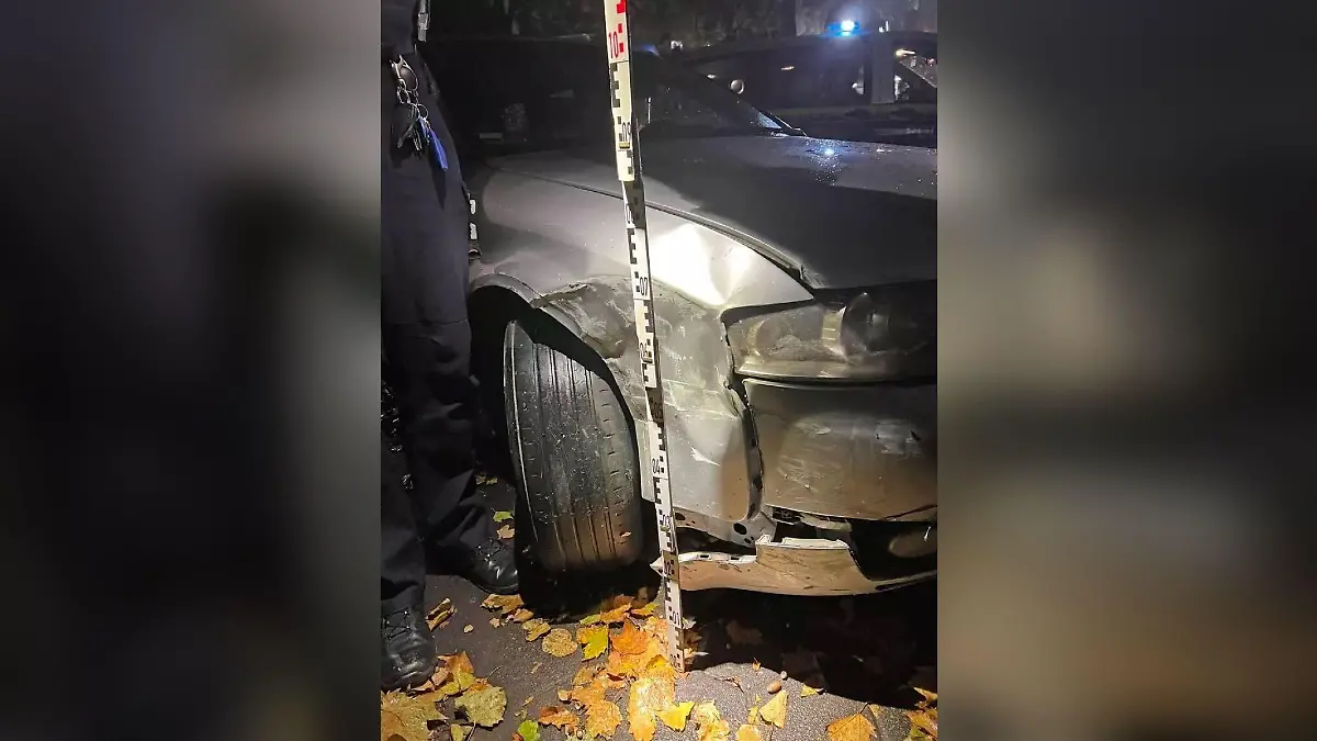 Der Schaden am Auto bleibt gering.