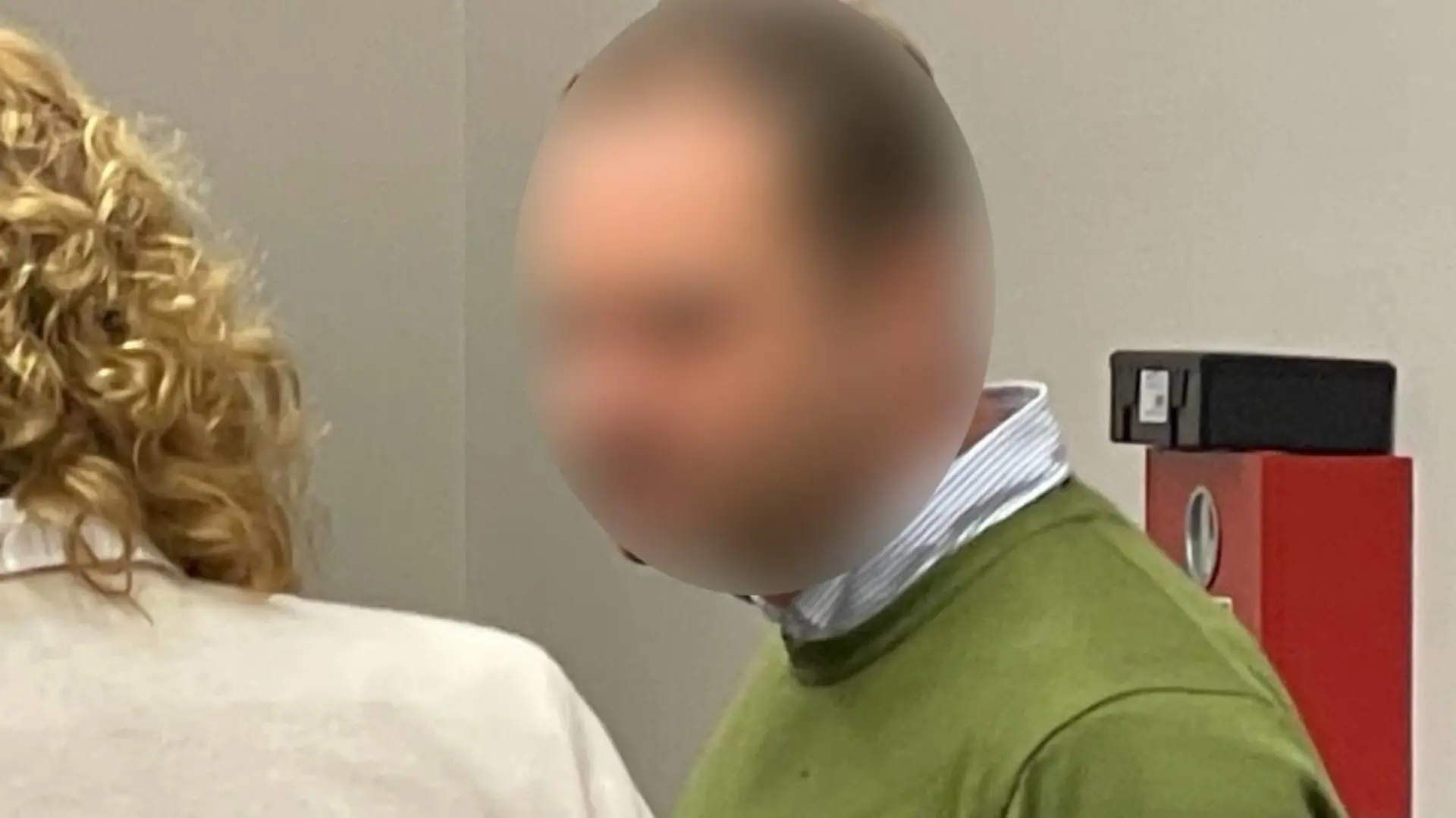 Stephan I. - der ehemalige Bürgermeister von Toppenstedt - muss sich am Landgericht Lüneburg verantworten.