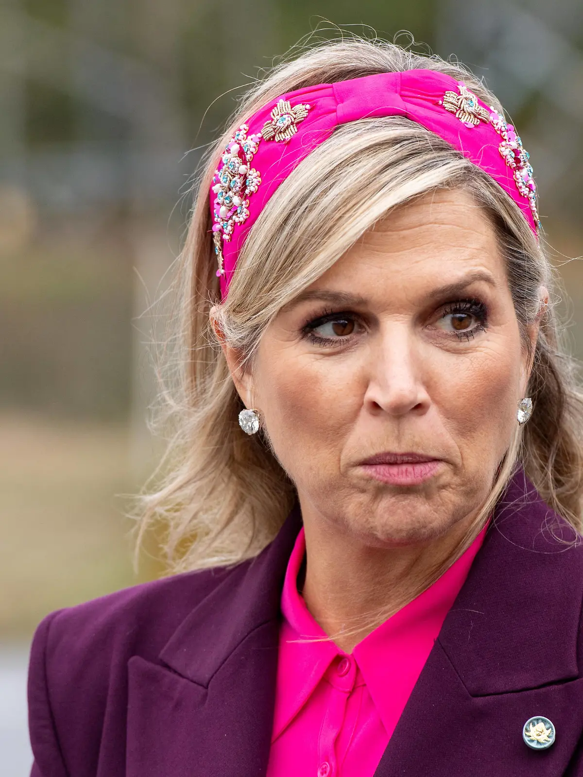 Entertainment Bilder des Tages 13-10-2022 Sweden Queen Maxima in an electric excavator while visiting the Volvo Trucks Experience Cente on the last day of the 3 day statevisit to Gothenburg Goteborg, Sweden.  PUBLICATIONxINxGERxSUIxAUTxONLY Copyright: xPPEx