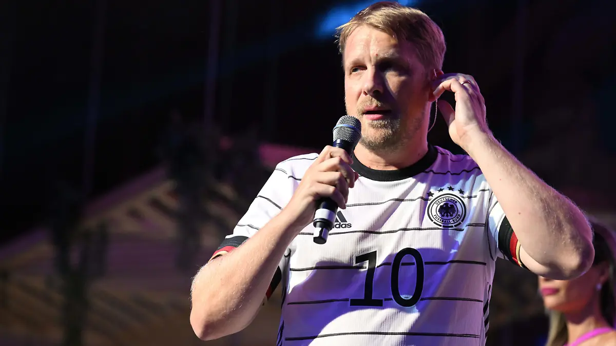 PALMA, SPAIN - AUGUST 20 2022 : Oliver Pocher at - Oliver Pocher Ausgebuht im Megapark on August 20, 2022 in Palma, .