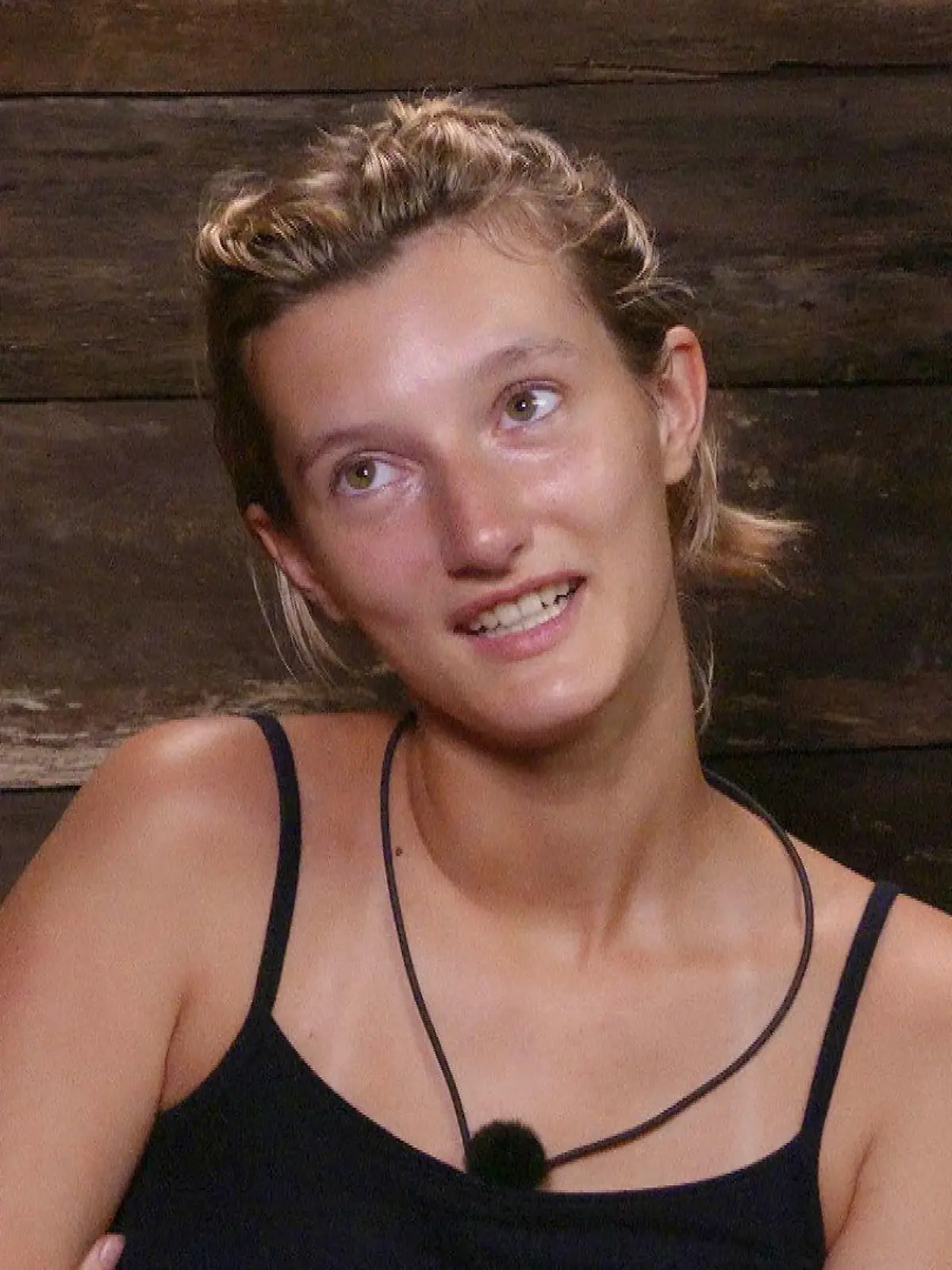 ACHTUNG: SPERRFRIST FÜR ALLE MEDIEN BIS ZUM SHOWENDE, DIENSTAG, 23.01.2024, 24:00 UHR !!!  Tag 5 im Camp. Anya Elsner ist mit "ihrem" David zur Nachrwache eingeteilt. Ich hoffe, dass wir ein bisschen quatschen können. Das schönste, was passieren könnte wäre, wenn  er sagt, Anya du bist meine Traumfrau, ich möchte dich kennenlernen!.

+++ Die Verwendung des sendungsbezogenen Materials ist nur mit dem Hinweis und Verlinkung auf RTL+ gestattet. +++