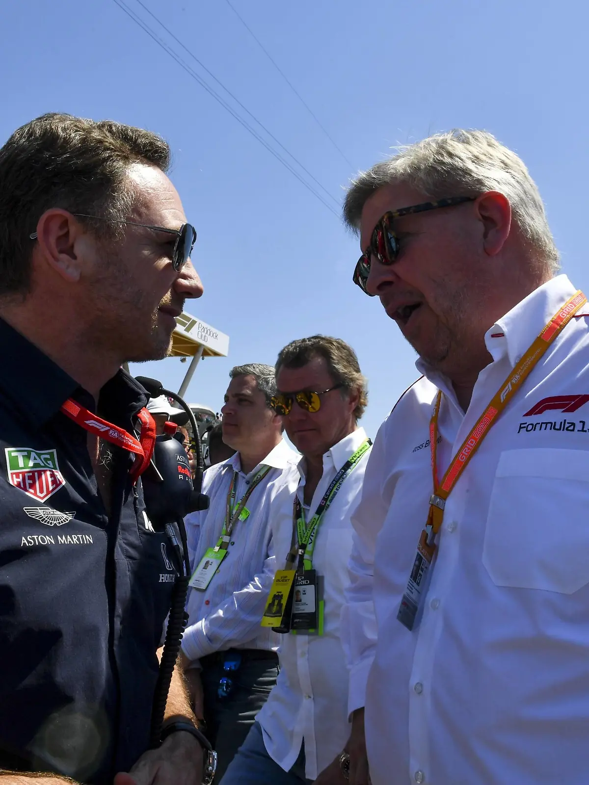 2019 Canadian GP CIRCUIT GILLES-VILLENEUVE, CANADA - JUNE 09: Christian Horner, Team Principal, Red Bull Racing and Ross Brawn, Managing Director of Motorsports, FOM on the grid during the Canadian GP at Circuit Gilles-Villeneuve on June 09, 2019 in Circuit Gilles-Villeneuve, Canada. (Photo by Mark Sutton / Sutton Images) Images) PUBLICATIONxINxGERxSUIxAUTxHUNxONLY MS2_9539  