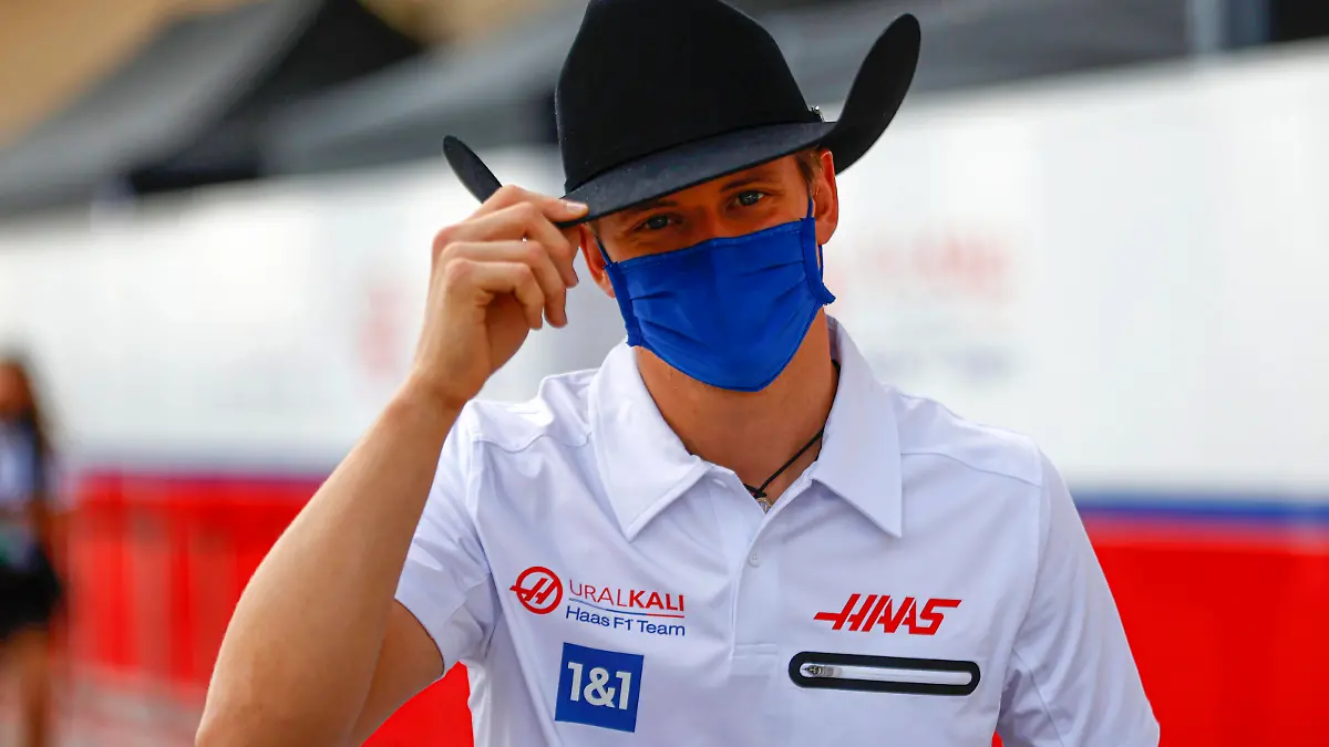  Formula 1 2021: United States GP CIRCUIT OF THE AMERICAS, UNITED STATES OF AMERICA - OCTOBER 24: Mick Schumacher, Haas F1 during the United States GP at Circuit of the Americas on Sunday October 24, 2021 in Austin, United States of America. Photo by Andy Hone / LAT Images Images PUBLICATIONxINxGERxSUIxAUTxHUNxONLY GP2117_175104_ONY9952