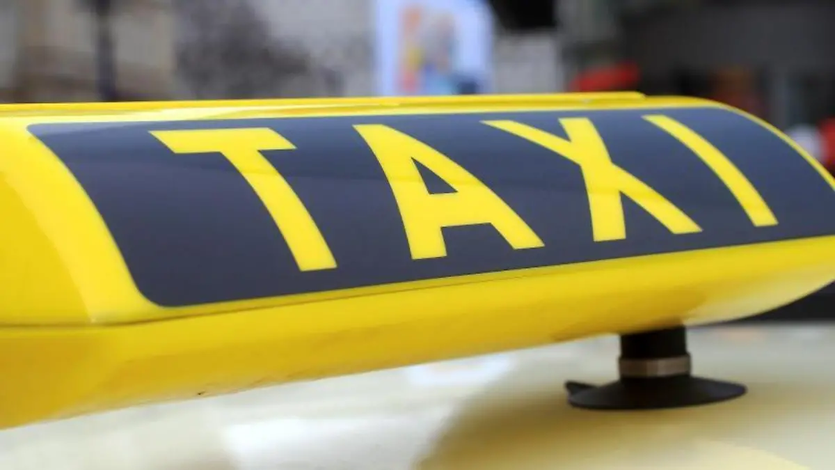 Taxi