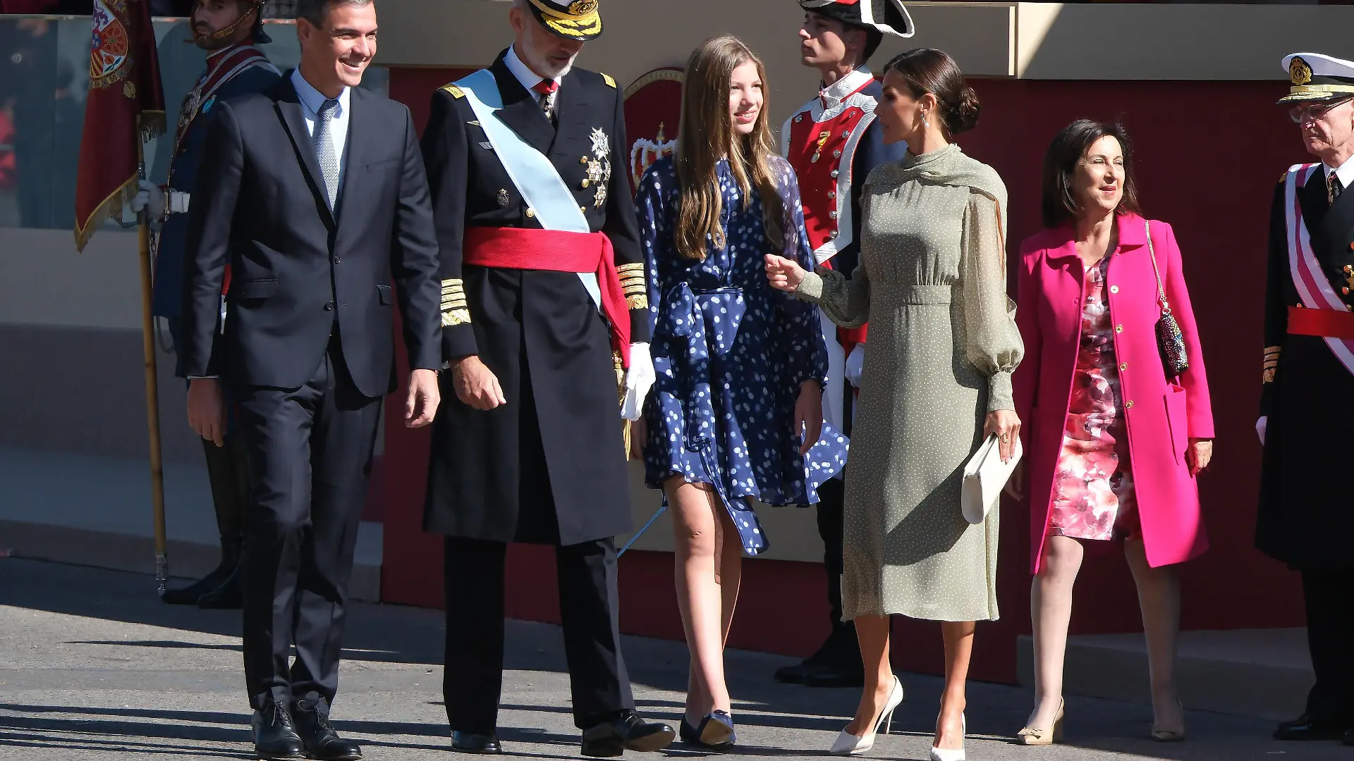 Spanish Royals Attend The National Day Military Parade Princess Sofia of Spain, King Felipe VI of Spain and Queen Letizia of Spain attend the National Day Military Parade on October 12, 2022 in Madrid, Spain. Madrid Spain PUBLICATIONxNOTxINxFRA Copyright: xOscarxGonzalezx originalFilename: gonzalez-notitle221012_npeLW.jpg