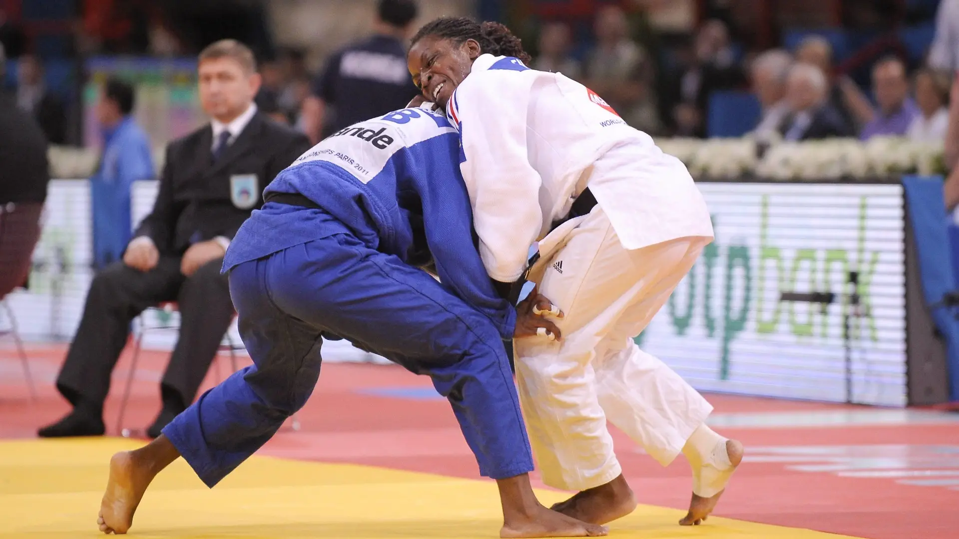 Bildnummer: 08444184 Datum: 25.08.2011 Copyright: imago/PanoramiC
Gevrise Emane (FRA / Weiss) / Maricet Espinosa (cub / Blau) - 63kg IJF Judo WM 2011 - 25.08.2011 JBAutissier - PUBLICATIONxNOTxINxFRAxITAxBEL; Judo WM Paris x1x xkg 2011 quer
Image number 08444184 date 25 08 2011 Copyright imago Panoramic Gevrise Emane FRA White Maricet Espinosa Cub Blue 63kg IJF Judo World Cup 2011 25 08 2011 JBAutissier PUBLICATIONxNOTxINxFRAxITAxBEL Judo World Cup Paris x1x xkg 2011 horizontal