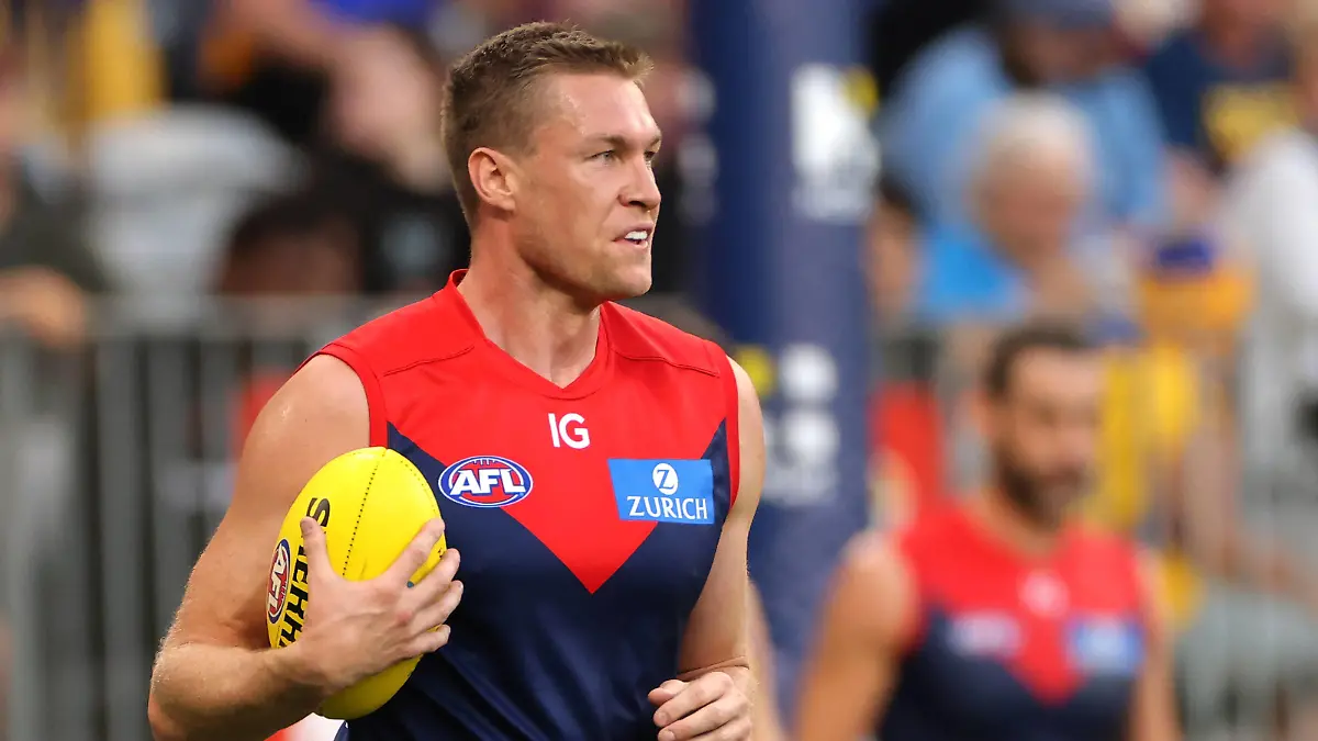 AFL EAGLES DEMONS, Tom McDonald of the Demons is seen during the AFL Round 4 match between the West Coast Eagles and the Melbourne Demons at Optus Stadium in Perth, Sunday, April 9, 2023. ACHTUNG: NUR REDAKTIONELLE NUTZUNG, KEINE ARCHIVIERUNG UND KEINE BUCHNUTZUNG PERTH WESTERN AUSTRALIA AUSTRALIA PUBLICATIONxINxGERxSUIxAUTxONLY Copyright: xRICHARDxWAINWRIGHTx 20230409001784719974