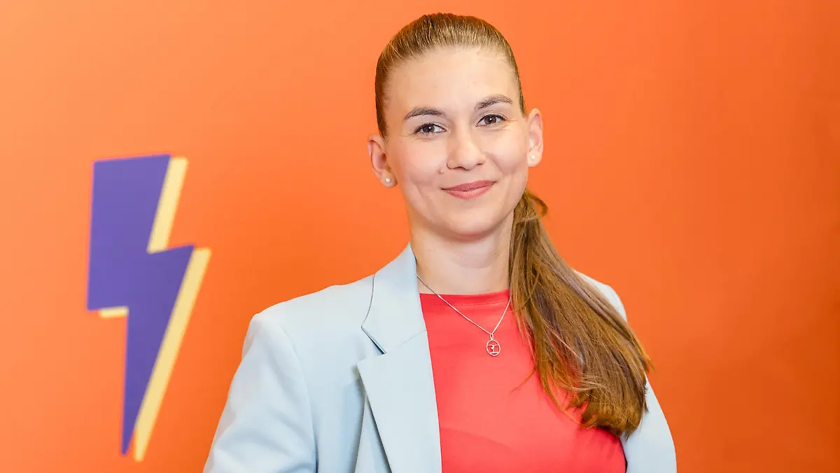 JuliaSchneider c WendyStephan1.jpg