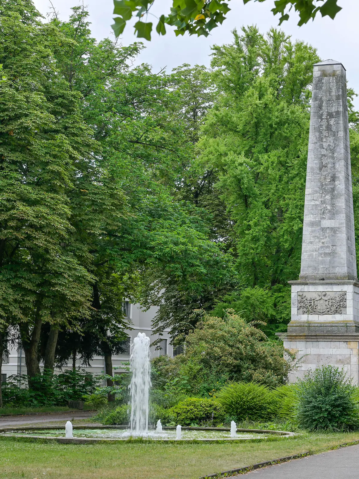 Denkmal für Fürst Carl Anselm, Schloßpark, Regensburg, Bayern, Deutschland