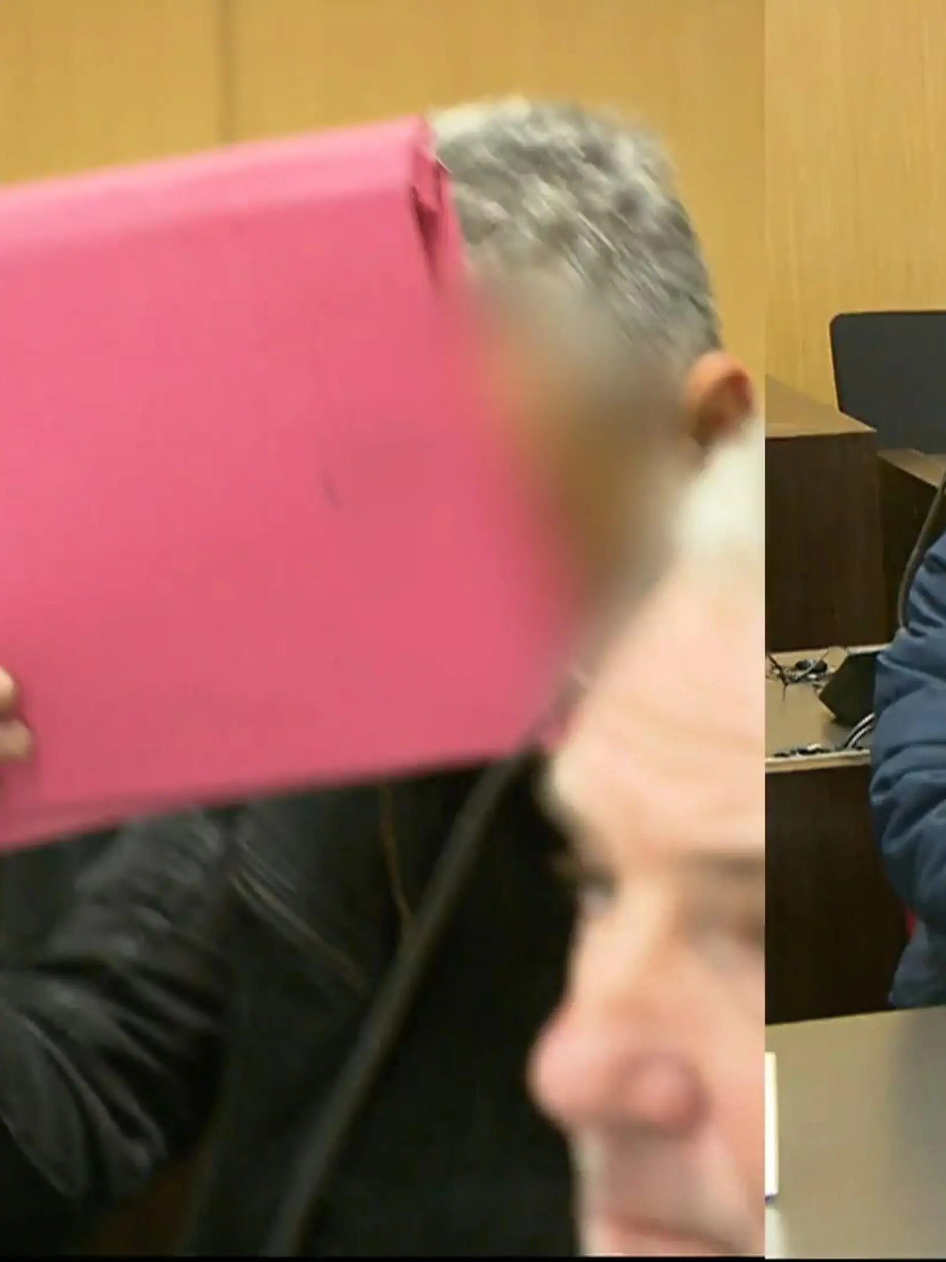 Bild zu: "Betrug mit Corona-Soforthilfen"