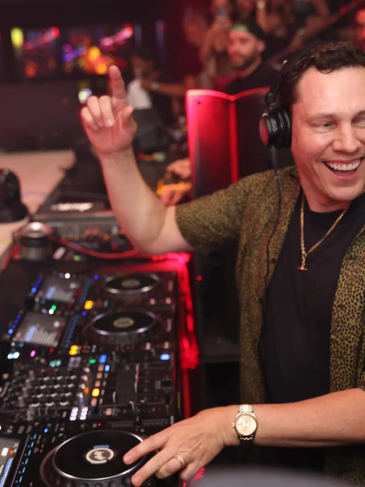 Celebrities Maluma, Tiesto, Martin Garrix and Will I Am at LIV Miami Featuring: Tiesto Where: Miami, Florida, United States When: 07 May 2023 Credit: Seth Browarnik/startraksphoto.com PUBLICATIONxNOTxINxUKxFRA Copyright: xSethxBrowarnick/StartraksaPhoto.comx 52692940