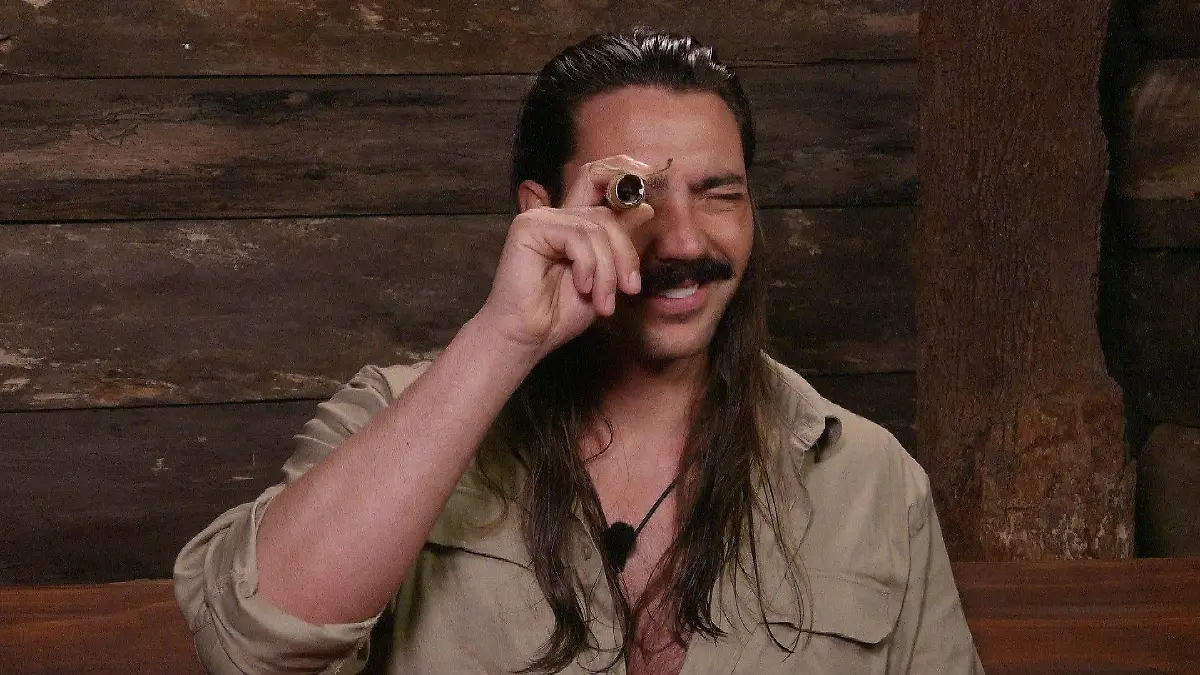 ACHTUNG: SPERRFRIST FÜR ALLE MEDIEN BIS ZUM SHOWENDE, MITTWOCH, 24.01.2024, 24:00 UHR !!! Tag 6 im Camp. Fabio Knez holt einen Zettel aus dem Dschungeltelefon. Insgesamt wurde über 80 Mal gegen die Camp-Regeln verstoßen.
+++ Die Verwendung des sendungsbezogenen Materials ist nur mit dem Hinweis und Verlinkung auf RTL+ gestattet. +++