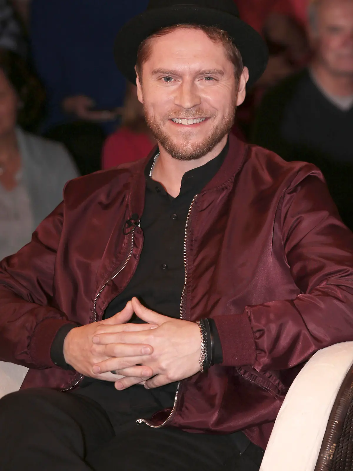  Johannes Oerding bei der Aufzeichnung der ZDF-Talkshow Markus Lanz im Fernsehmacher Studio auf dem Phoenixhof. Hamburg, 20.11.2019 Johannes Oerding *** Johannes Oerding during the recording of the ZDF talk show Markus Lanz in the Fernsehmacher Studio at Phoenixhof Hamburg, 20 11 2019 Johannes Oerding Foto:xH.xHartmannx/xFuturexImage