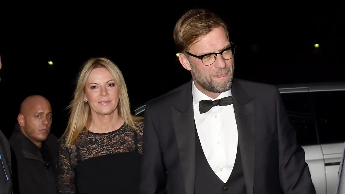 Jürgen Klopp mit Ehefrau Ulla Sandrock beim James Milner Charity Ball in Manchester / 271116