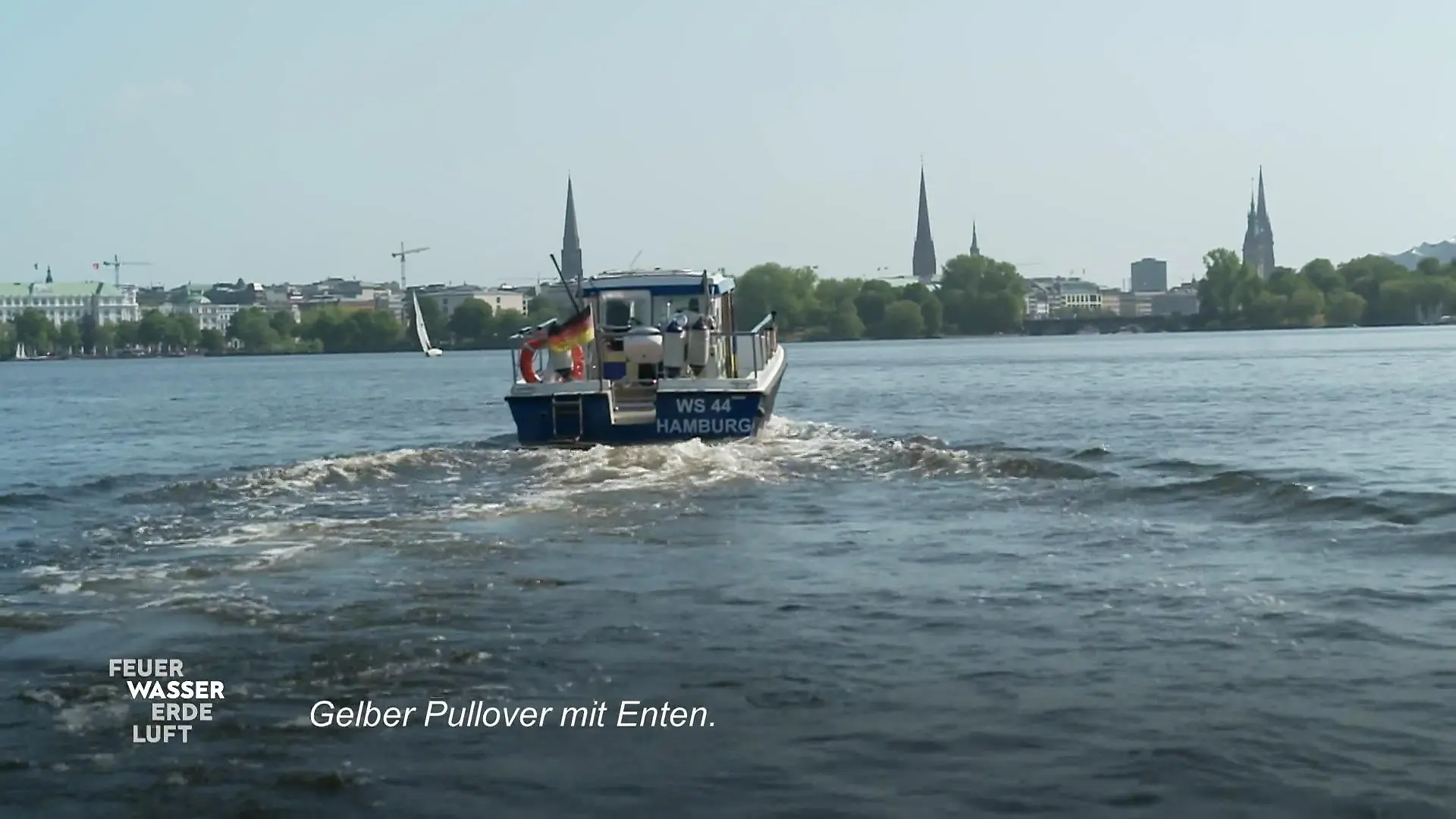 Eine Frau wird von der Wasserschutzpolizei gesucht Vermisst an der Alster