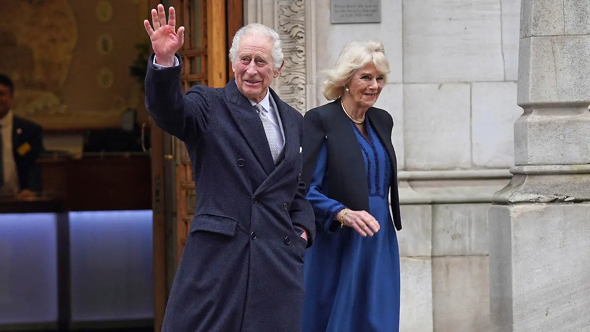 Britain's King Charles III and Queen Camilla depart The London Clinic where King Charles had undergone a procedure for an enlarged prostate, in central London, Monday, Jan. 29, 2024. (Lucy North/Pool Photo via AP)
