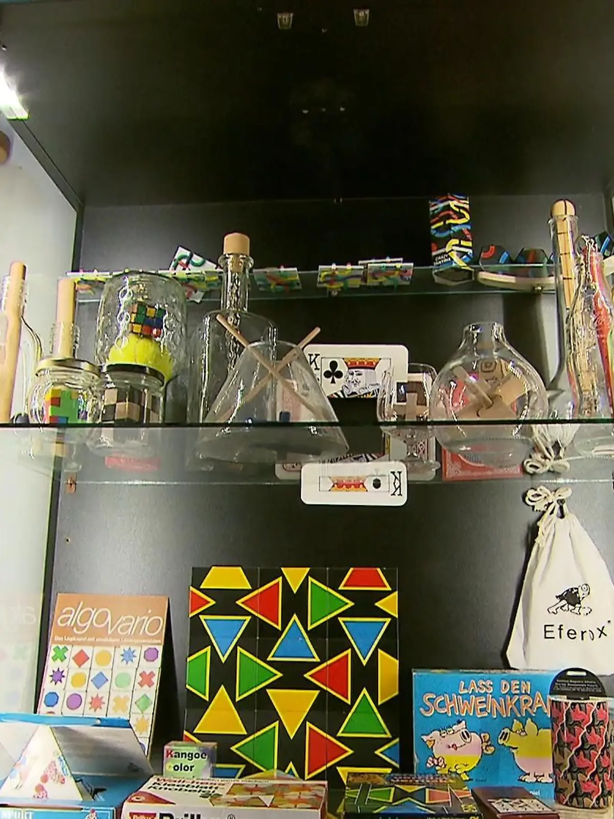 Bild zu: "Puzzeln im Museum"