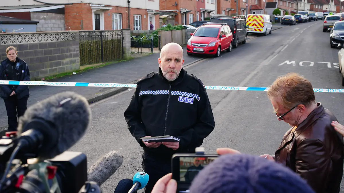 Bristol stabbing. Bristol Commander Supt Mark Runacres speaks to the media at the scene in south Bristol where two teenage boys, aged 15 and 16, died after a stabbing attack by a group of people who fled the scene in a car. Picture date: Sunday January 28, 2024. The two boys were attacked in Ilminster Avenue, in Knowle West, south Bristol, at about 11.20pm on Saturday, Avon and Somerset Police said. A 44-year-old man and a 15-year-old boy have been arrested and are in custody. See PA story POLICE Bristol. Photo credit should read: Ben Birchall/PA Wire URN:75178863