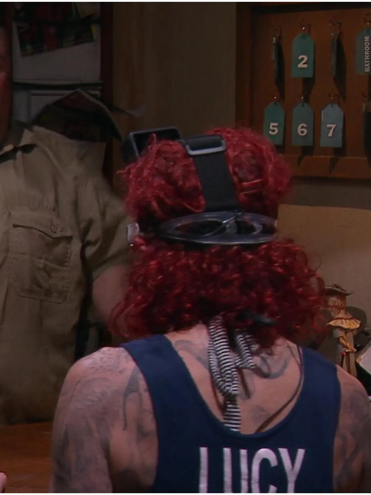 Im "Hotel Versage" ist es nicht Dschungel-Kandidatin Lucy Diakovska, die kreischt, sondern Ranger Matt.