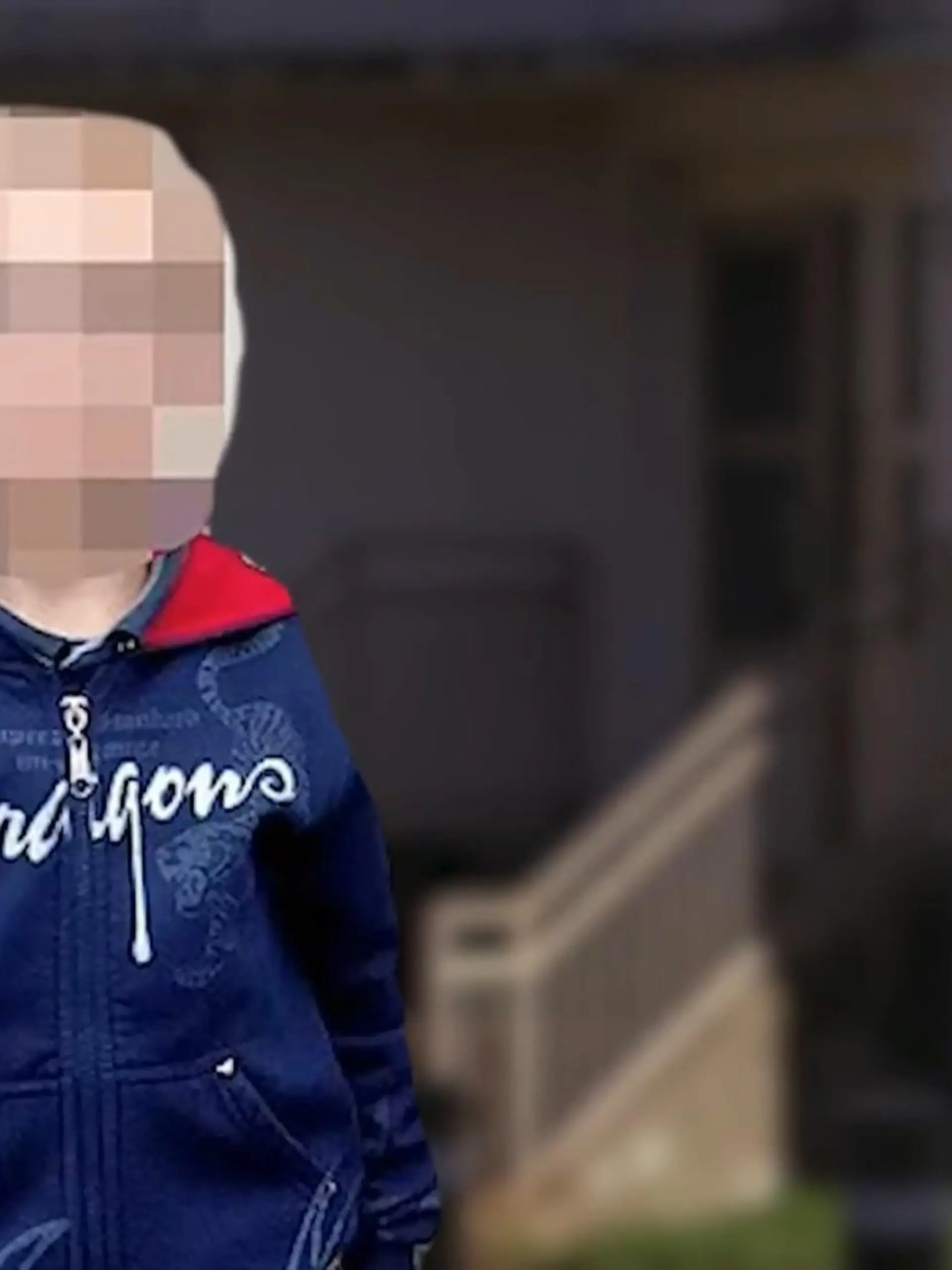 Bild zu: "Rabenmutter bekommt Baby mit Freundin "