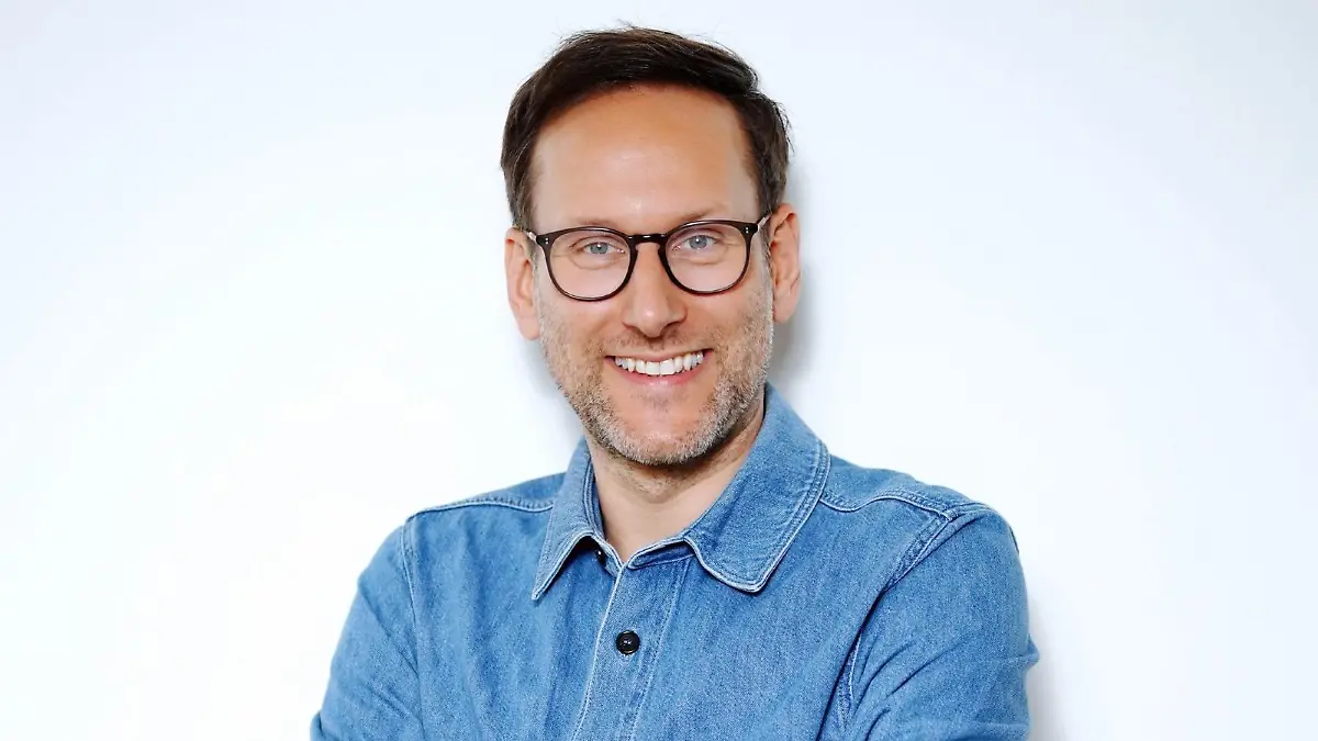 Moderator Simon Beeck

+++ Die Verwendung des sendungsbezogenen Materials ist nur mit dem Hinweis und Verlinkung auf RTL+ gestattet. +++