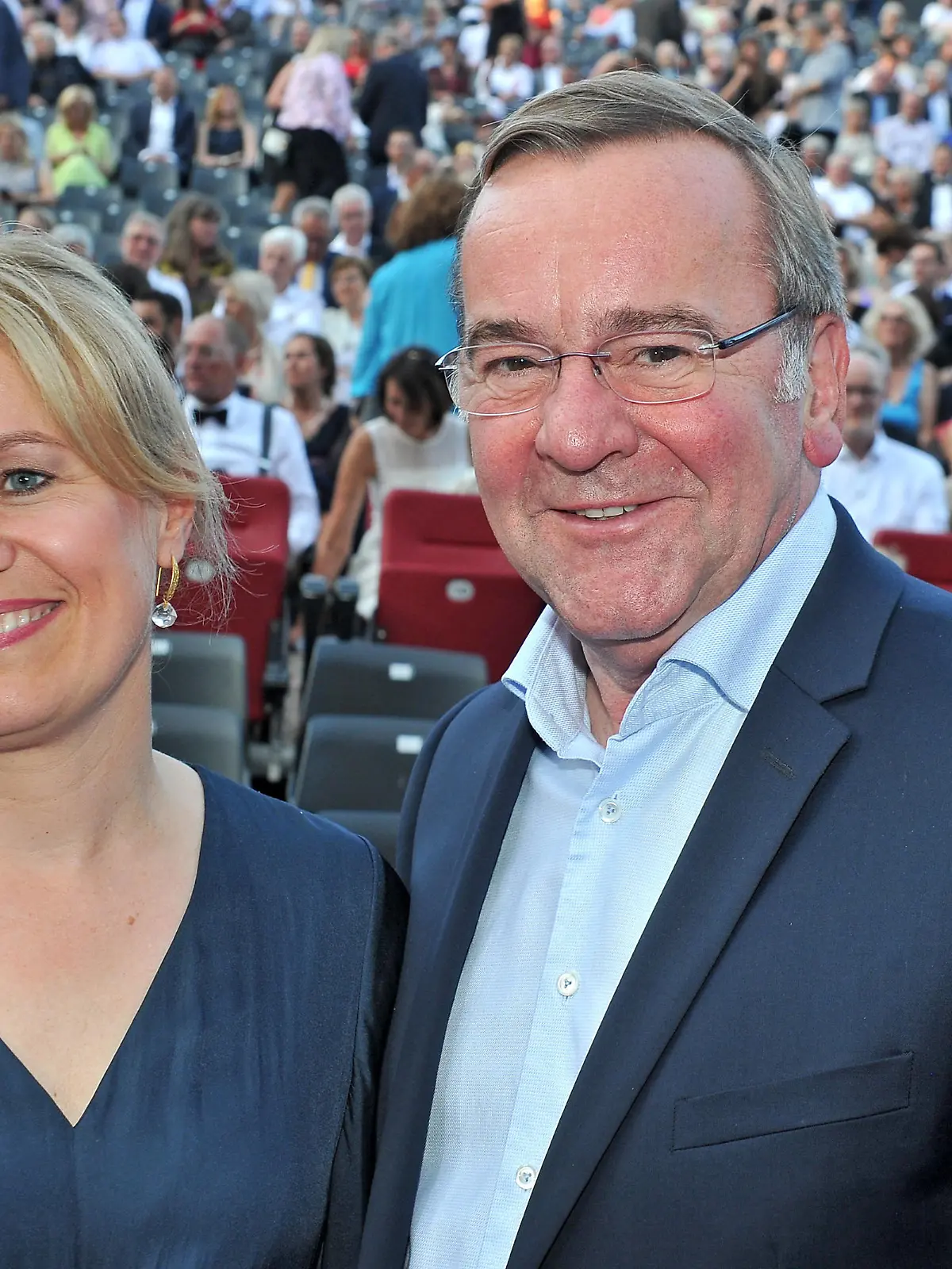 NIBELUNGEN FESTSPIELE. Boris Pistorius und Julia Schwanholz anläßlich der Premiere der Nibelungen Festspielen BRYNHILD am 07.07.2023 vor dem Kaiserdom Worms. 20230707MWI80890 *** NIBELUNGEN FESTSPIELE Boris Pistorius and Julia Schwanholz on the occasion of the premiere of the Nibelungen Festival BRYNHILD on 07 07 2023 in front of the Imperial Cathedral Worms 20230707MWI80890