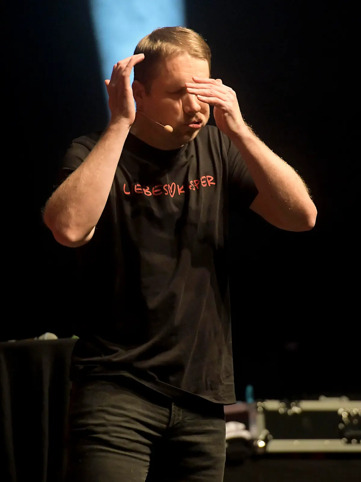 Oliver Pocher mit seiner Show 'Liebeskasper' live in der Swiss Life Hall. Hannover, 20.01.2024
