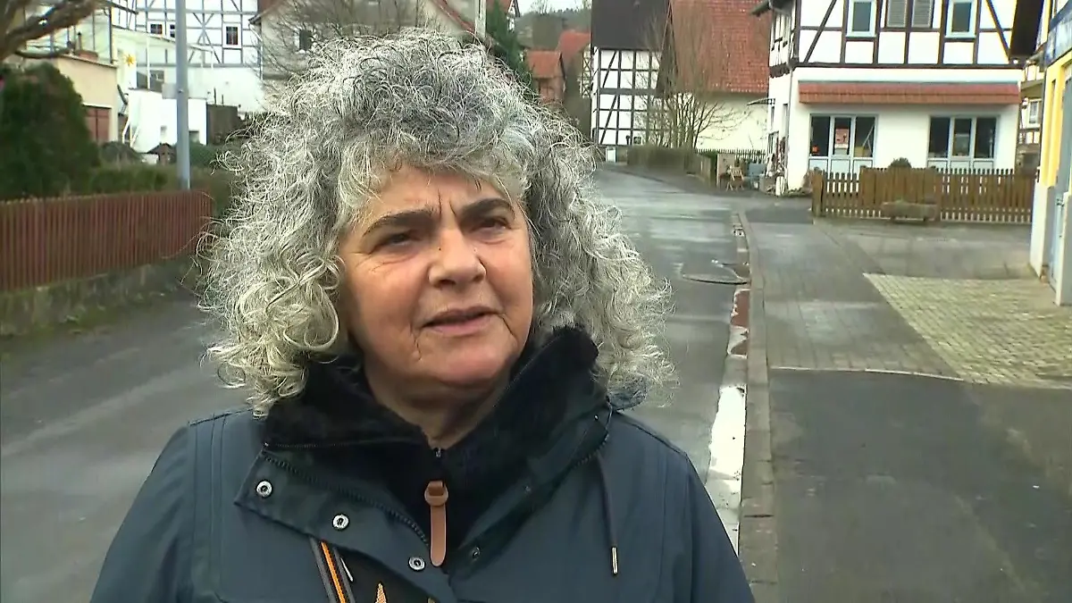 Sandra Wetzel, Bekannte von Georgs Familie.