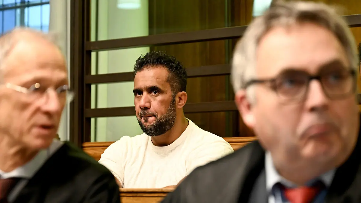 Defendant Arafat A. C., former business partner of rapper Anis Mohamed Youssef Ferchichi, known as Bushido, arrives for the verdict in his trial at the Moabit criminal court in Berlin, Germany, February 5, 2024.      Sebastian Christoph Gollnow/Pool via