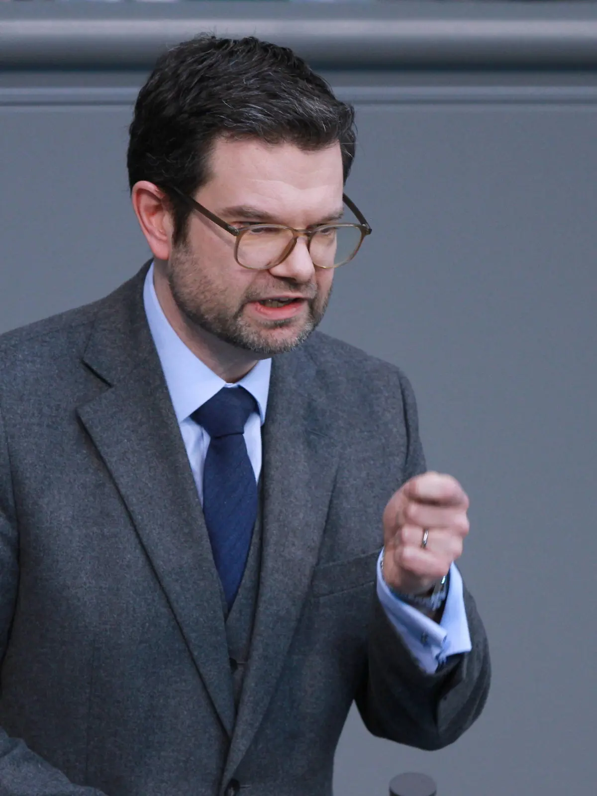 Berlin, Deutschland, 01.02.2024: Deutscher Bundestag: Haushaltswoche, 151. Sitzung: Bundesjustizminister Marco Buschmann, FDP, hält eine Rede *** Berlin, Germany, 01 02 2024 German Bundestag Budget week, 151st sitting Federal Minister of Justice Marco Buschmann, FDP, delivers a speech Copyright: xdtsxNachrichtenagenturx dts_30125