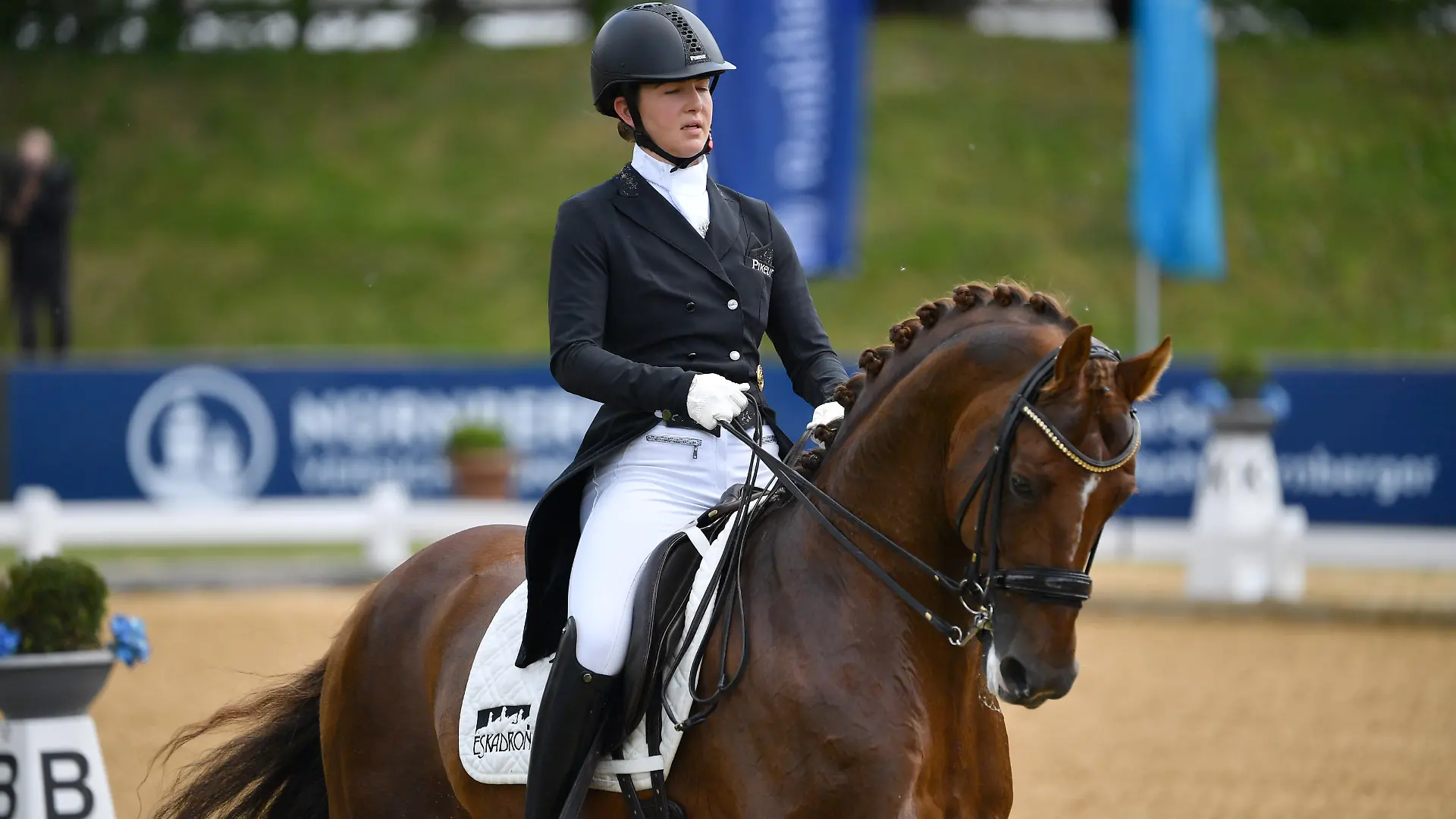 Lisa MUELLER (GER) auf Gut Wettlkam`s D'AVIE FRH, Aktion,Dressur,Dressurreiten. Pferd International 2021 am 14.05.2021 in Muenchen-Riem,Olympia Reitanlage.