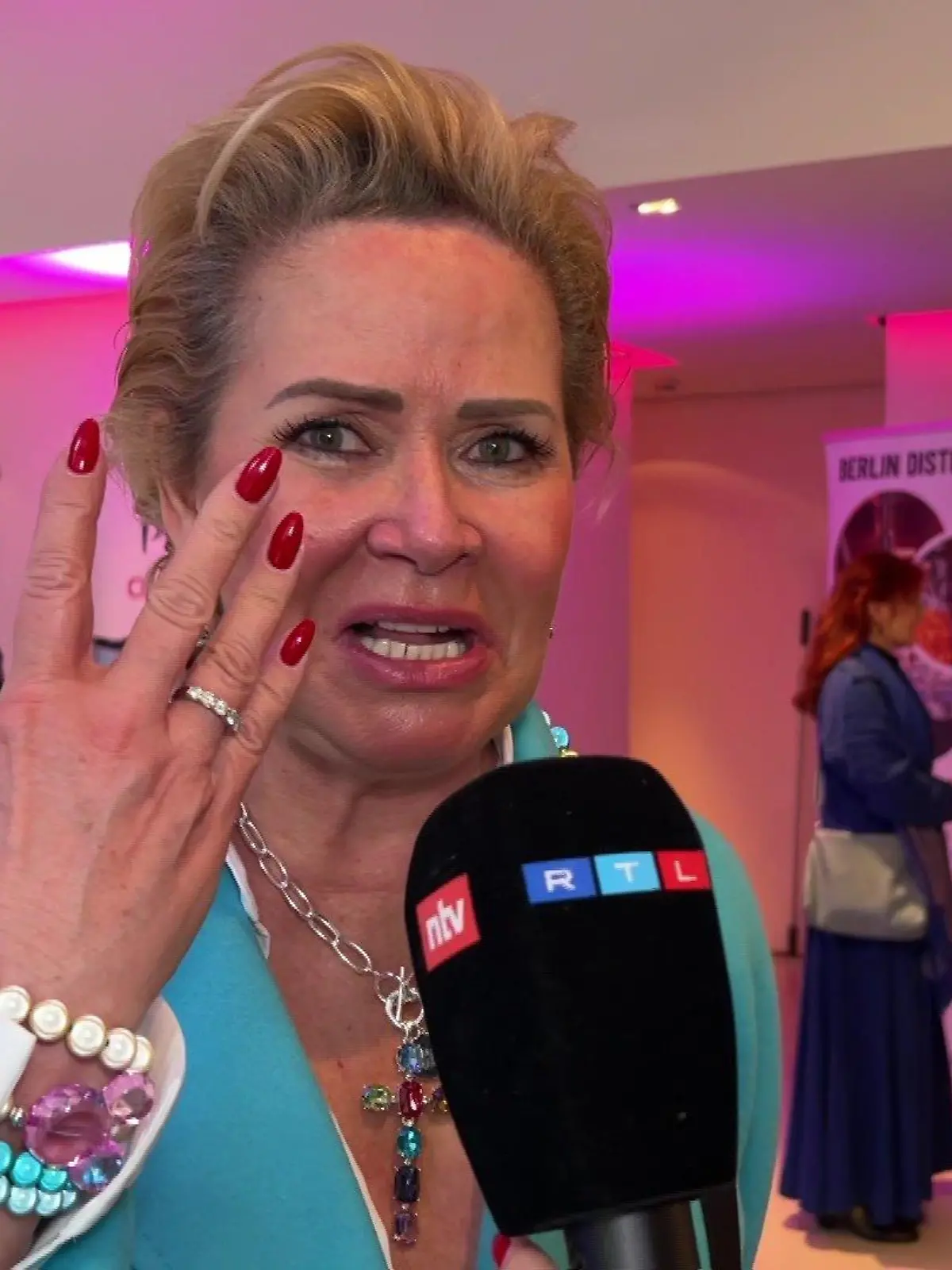 Claudia Effenberg am Rande der Berliner Fashion Week