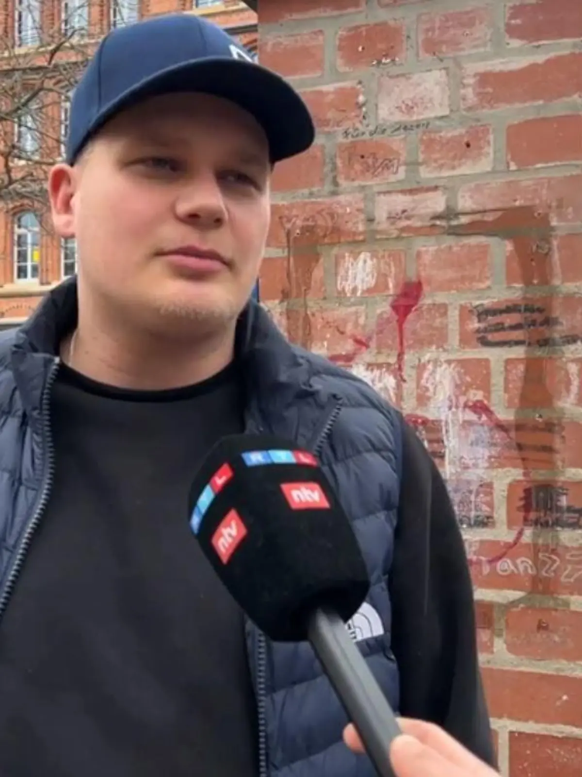 Vater Dustin Kutscher hat Angst, dass seinen Kindern etwas passieren könnte.