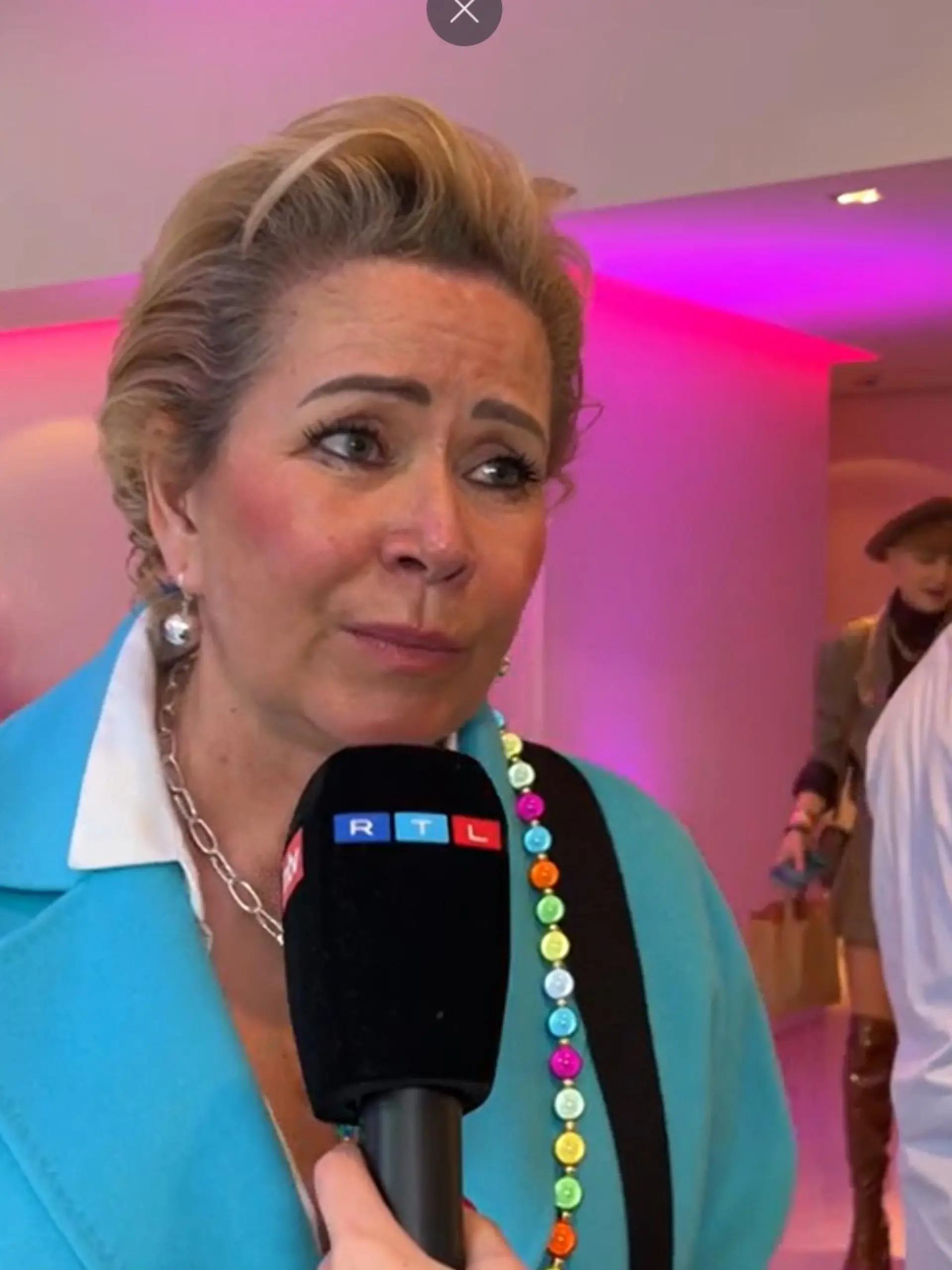 Claudia Effenberg verrät, wie sich ihr Leben nach der Not-OP verändert hat.