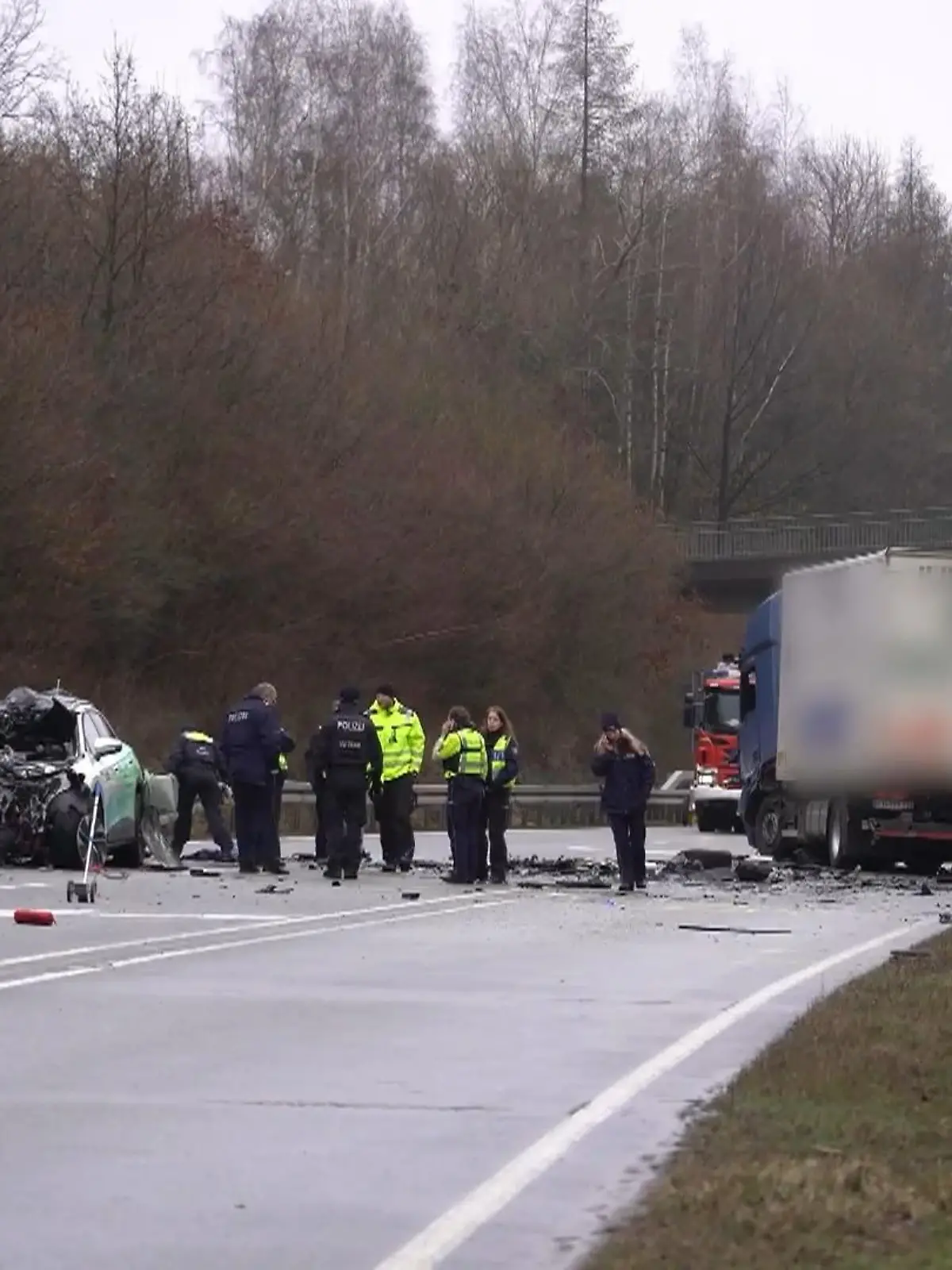Bild zu: "Drei Tote bei Unfall"