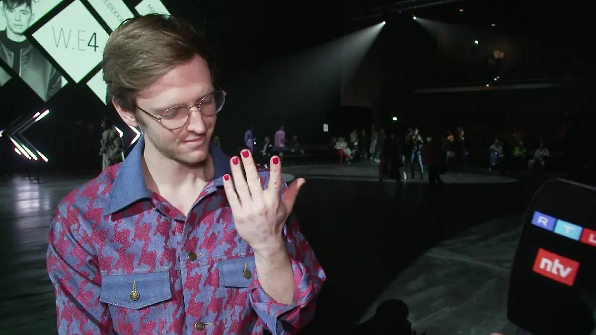 Nagellack an Männern? Timur Bartels stellt klar: „Das hat nichts mit Mannsein oder Frausein zu tun“
