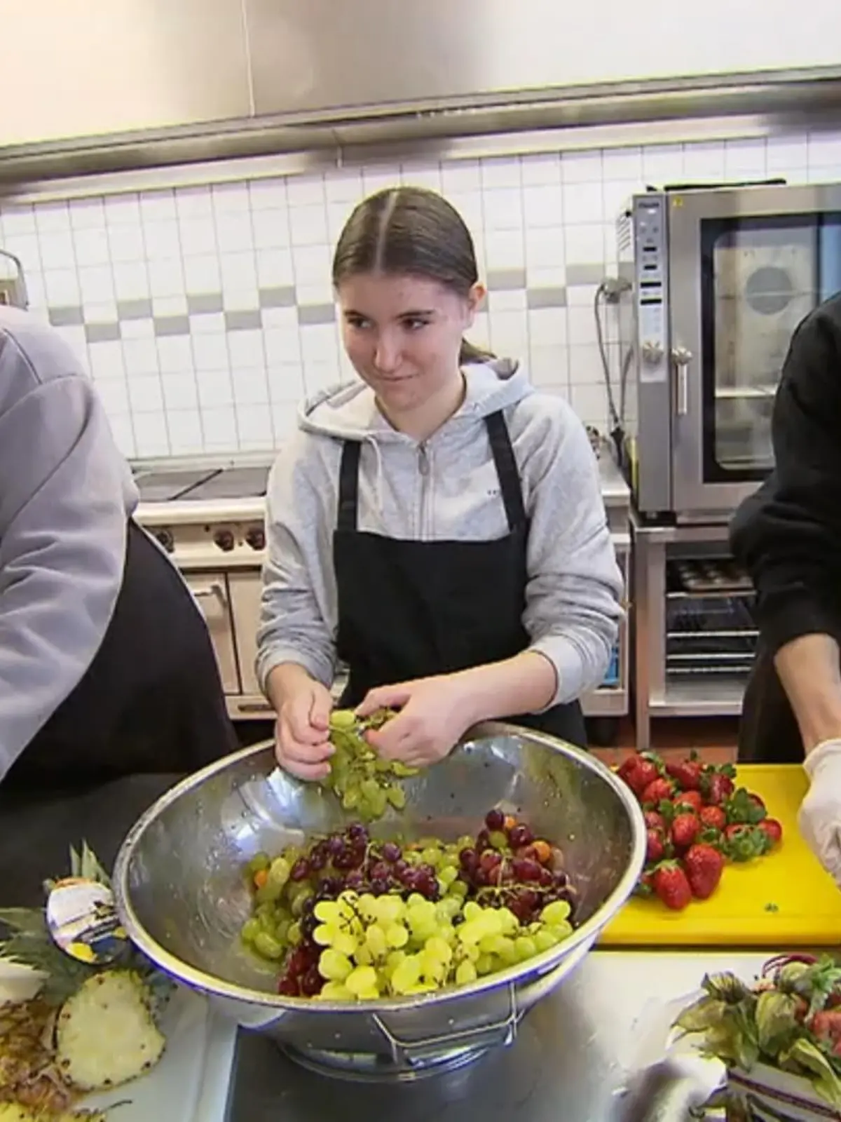 Bild zu: "Schüler schmeißen Schulmensa"