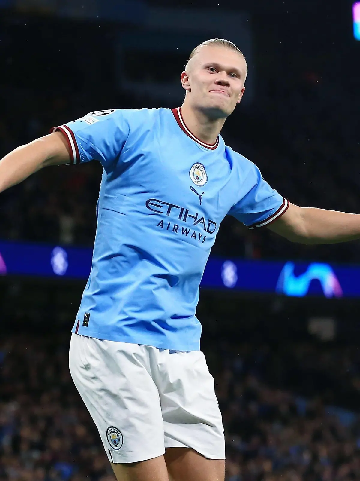  Mandatory Credit: Photo by Matt West/Shutterstock 13439512bg Erling Haaland of Manchester City celebrates scoring the opening goal Manchester City v FC Copenhagen, UEFA Champions League, Group G, Football, Etihad Stadium, Manchester, UK - 05 Oct 2022 EDITORIAL USE ONLY No use with unauthorised audio, video, data, fixture lists, club/league logos or live services. Online in-match use limited to 120 images, no video emulation. No use in betting, games or single club/league/player publications. Manchester City v FC Copenhagen, UEFA Champions League, Group G, Football, Etihad Stadium, Manchester, UK - 05 Oct 2022 EDITORIAL USE ONLY No use with unauthorised audio, video, data, fixture lists, club/league logos or live services. Online in-match use limited to 120 images, no video emulation. No use in betting, games or single club/league/player publications. PUBLICATIONxINxGERxSUIxAUTXHUNxGRExMLTxCYPxROMxBULxUAExKSAxONLY Copyright: xMattxWest/Shutterstockx 13439512bg