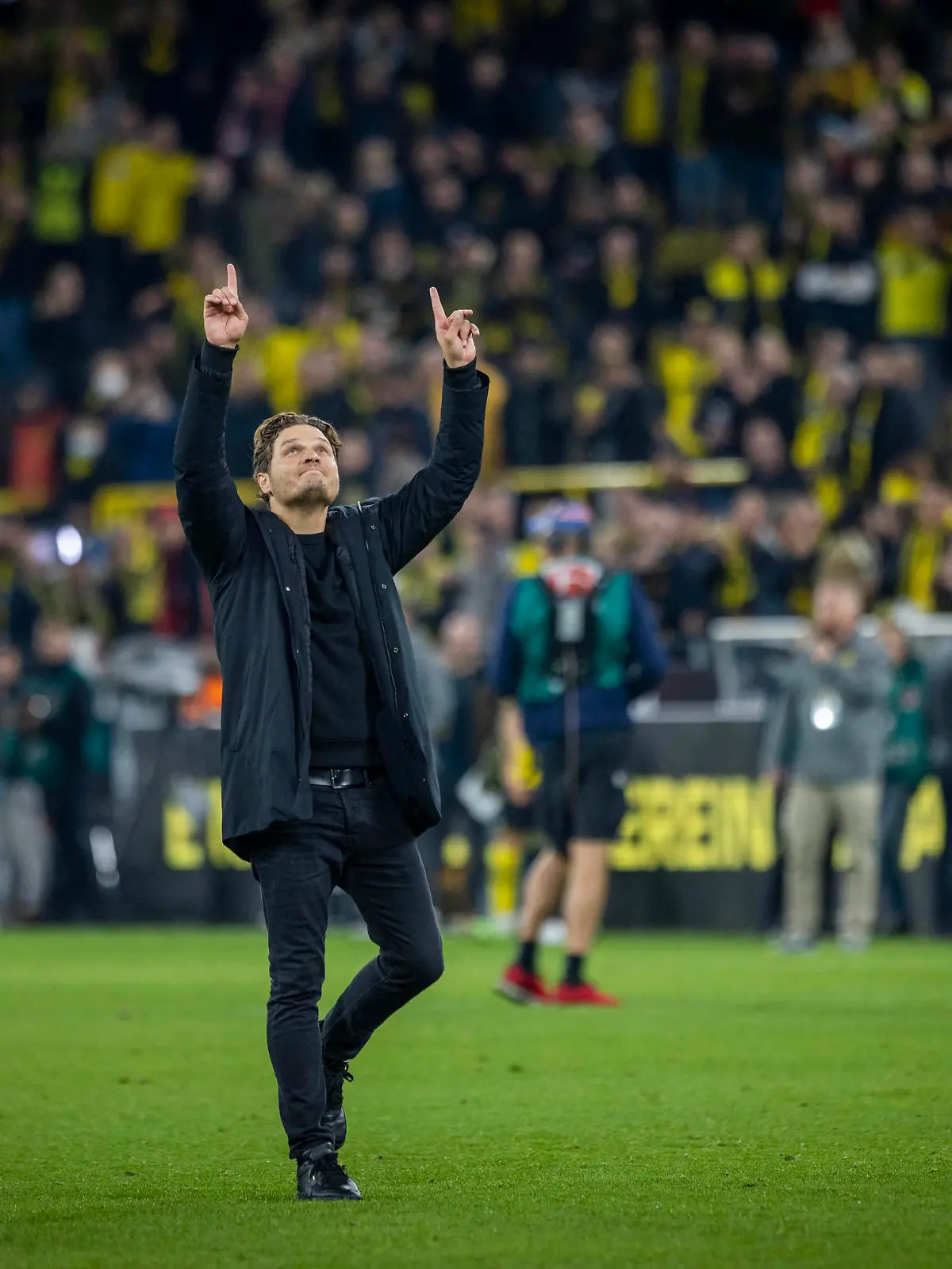  Dortmund, 08.10.2022 Schlussjubel: Trainer Edin Terzic BVB Borussia Dortmund - Bayern München Fussball Saison 2022/23 Foto: Moritz Müller *** Dortmund, 08 10 2022 final cheer coach Edin Terzic BVB Borussia Dortmund Bayern Munich football season 2022 23 Photo Moritz Müller
